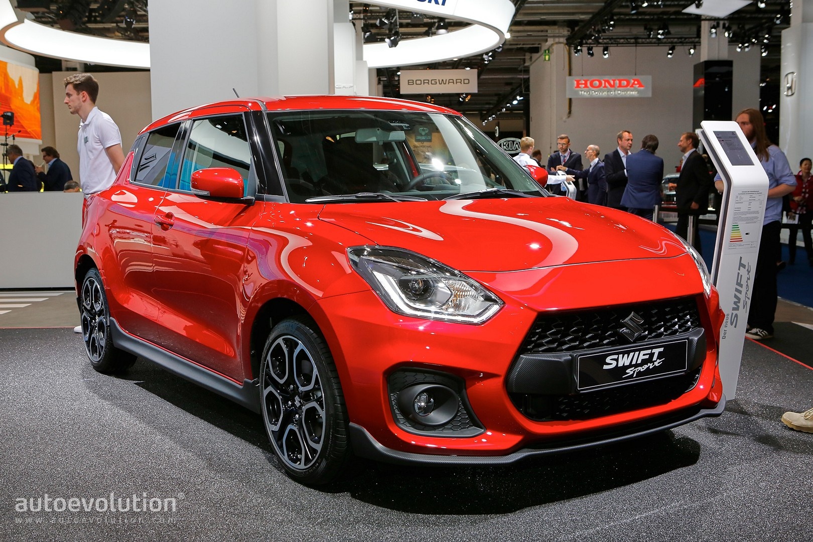 Suzuki Swift Sport 2018 ra mat anh 2