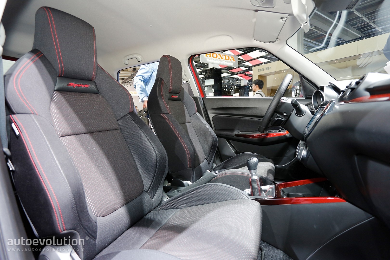 Suzuki Swift Sport 2018 ra mat anh 7