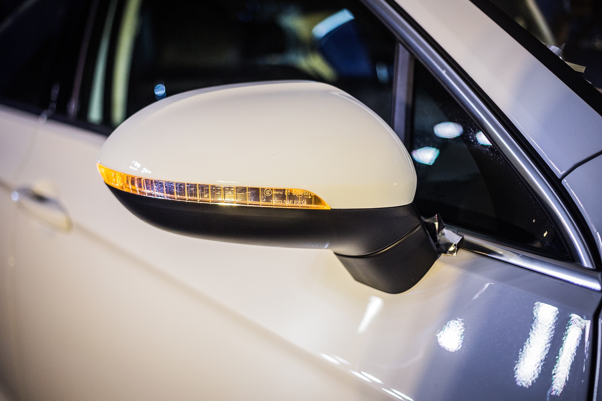 Volkswagen Passat canh tranh Camry anh 5