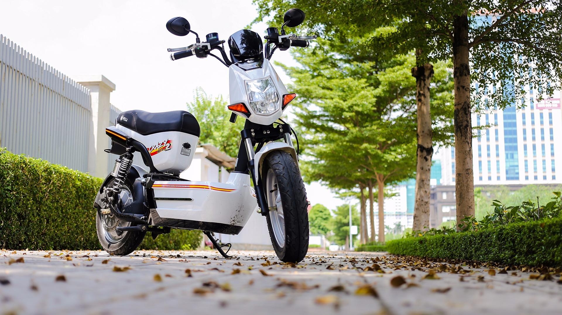 Danh gia Crazy Bull 2: Doi thu cua xe may 50 phan khoi hinh anh