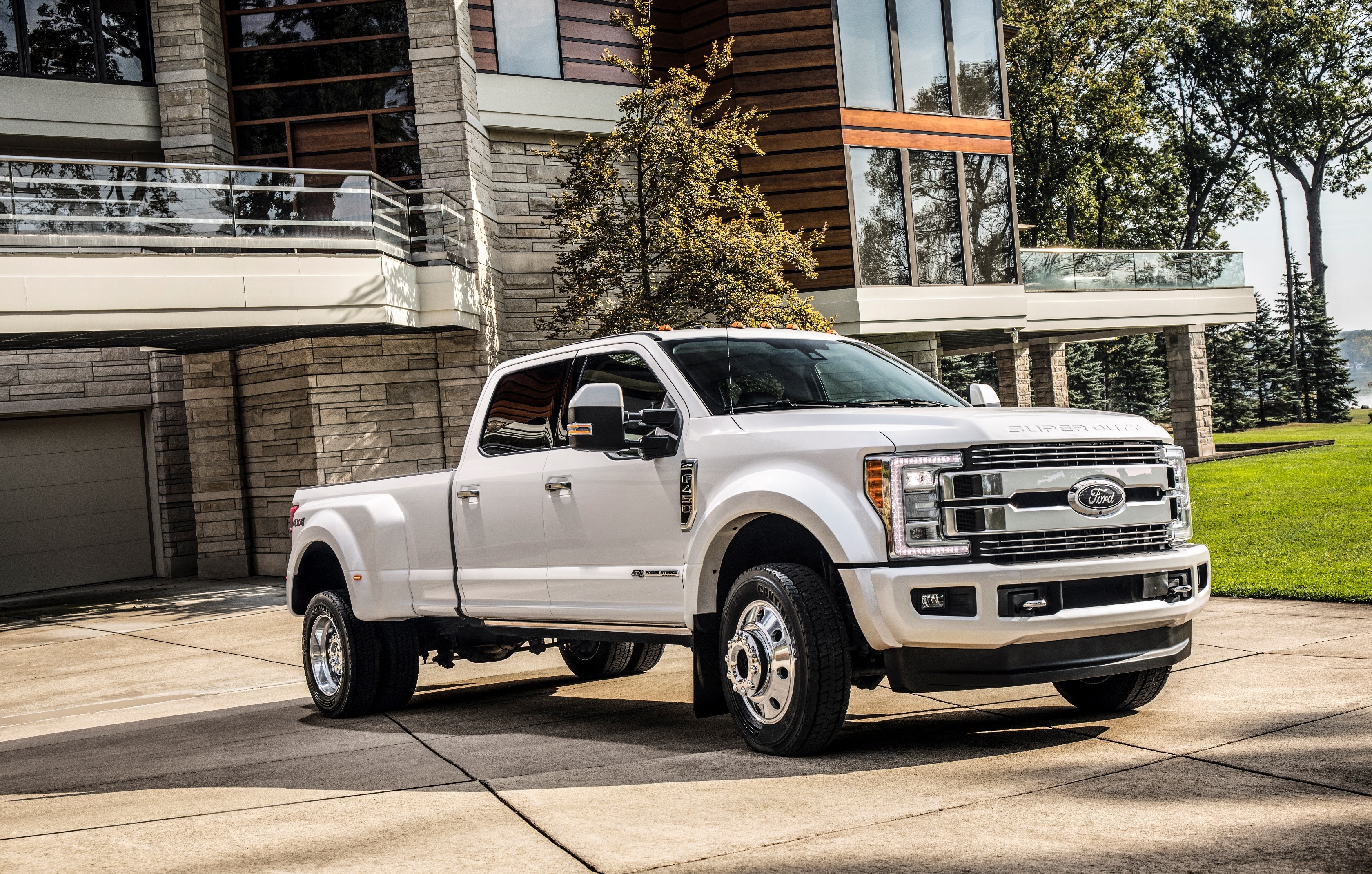 Ford F-450 Limited 2018 trinh lang anh 6