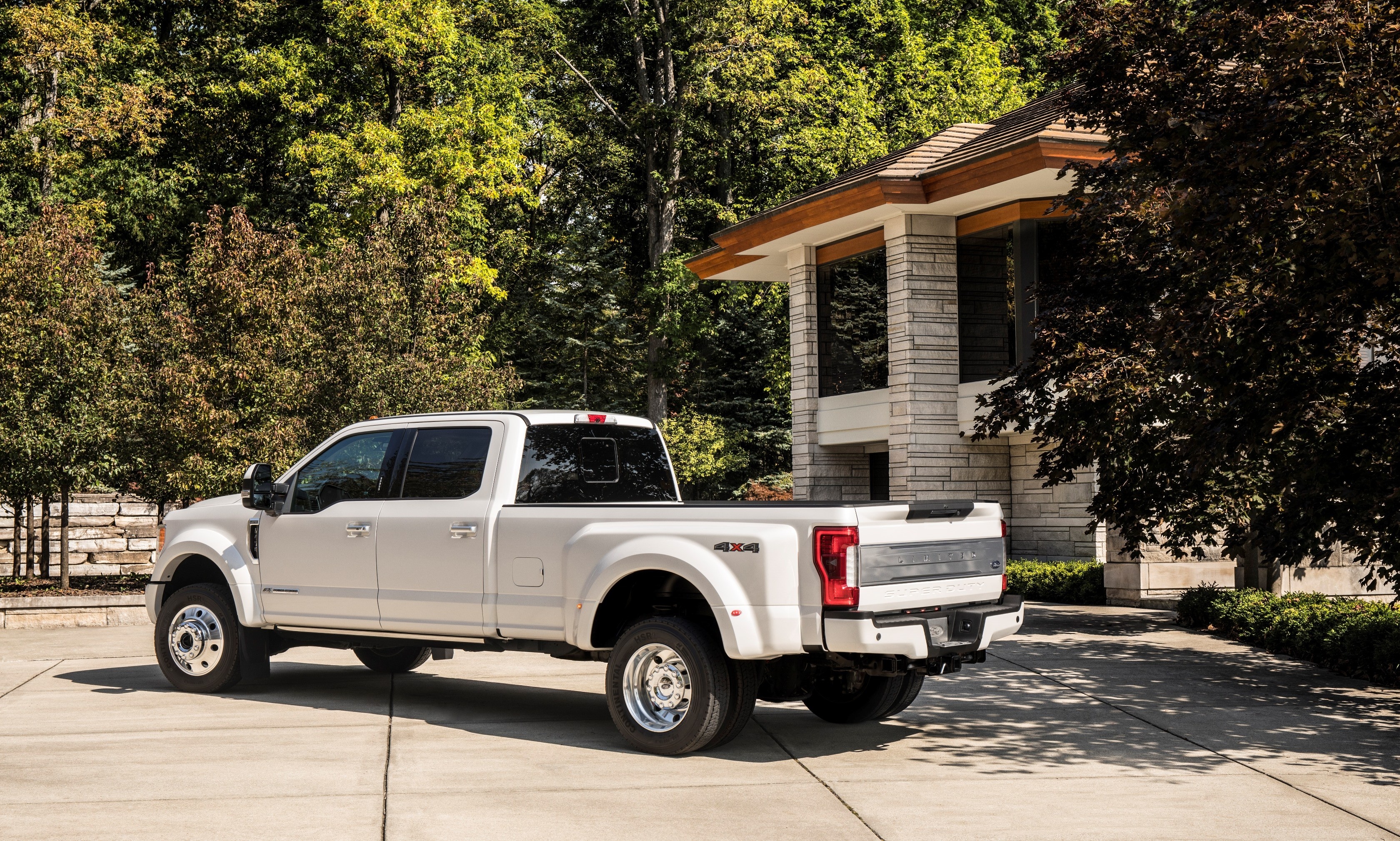 Ford F-450 Limited 2018 trinh lang anh 5