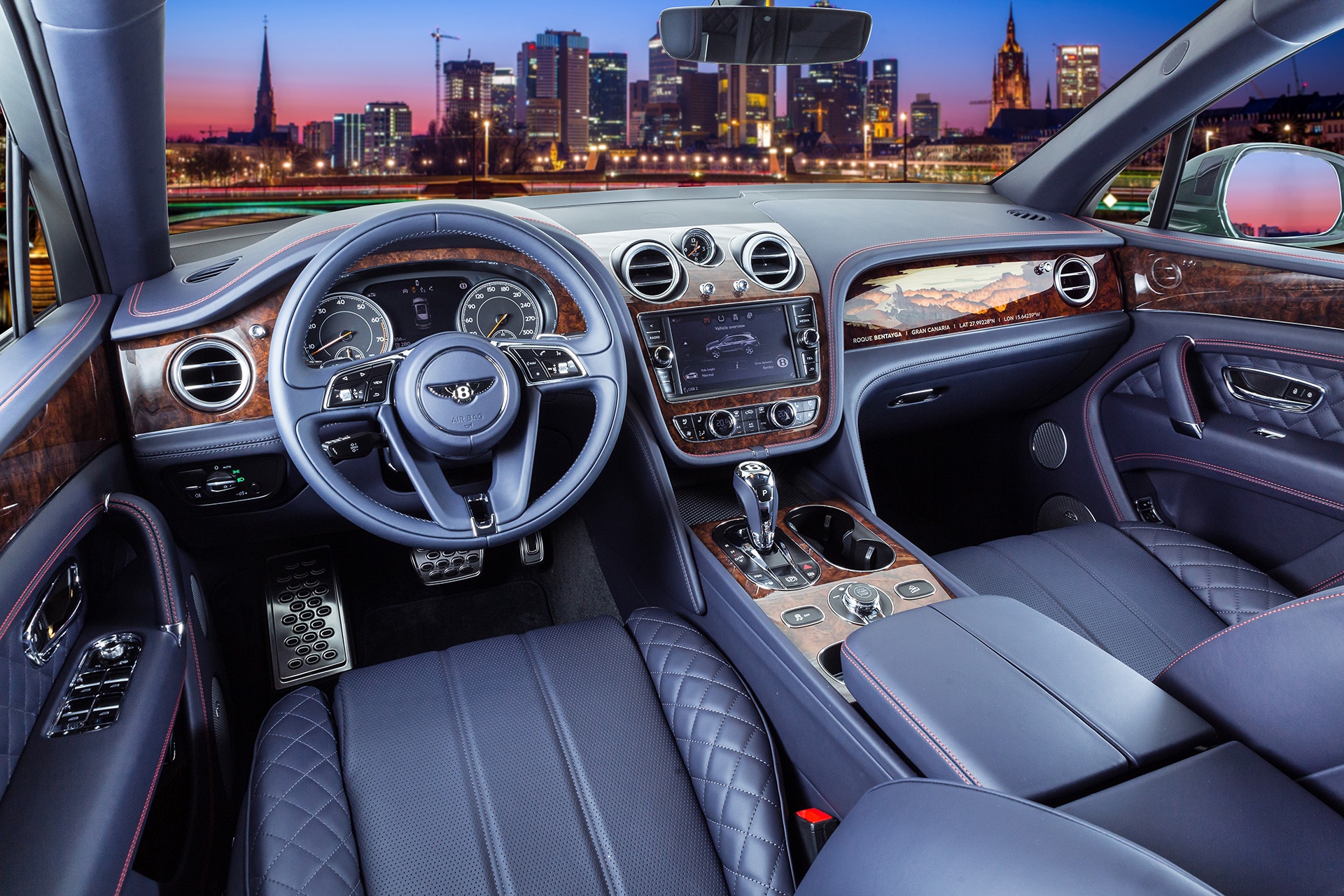 Bentley Bentayga doc nhat vo nhi anh 6