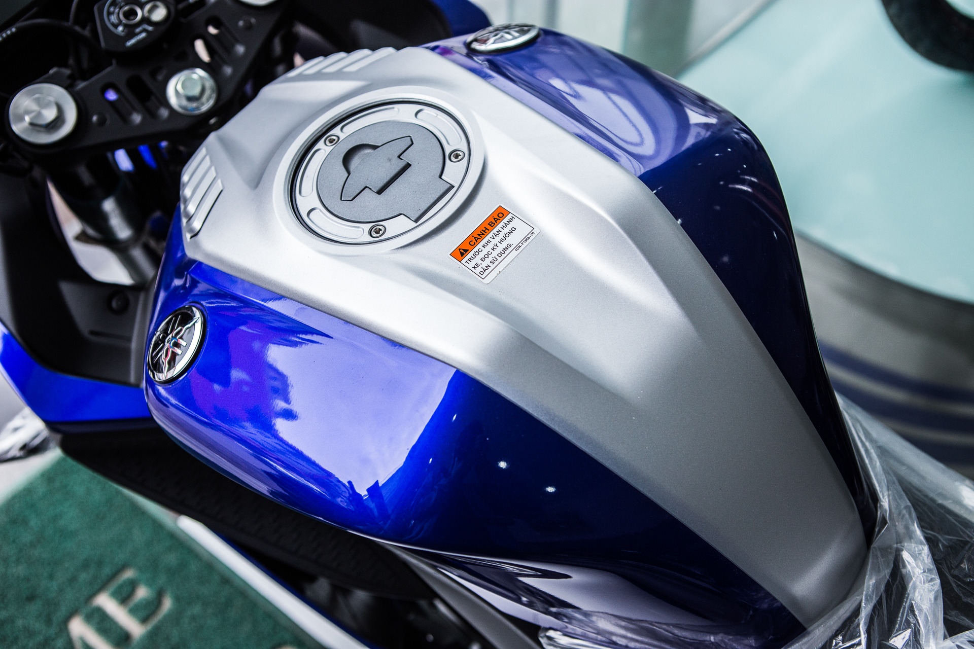 Gia Yamaha YZF-R15 2017 anh 5