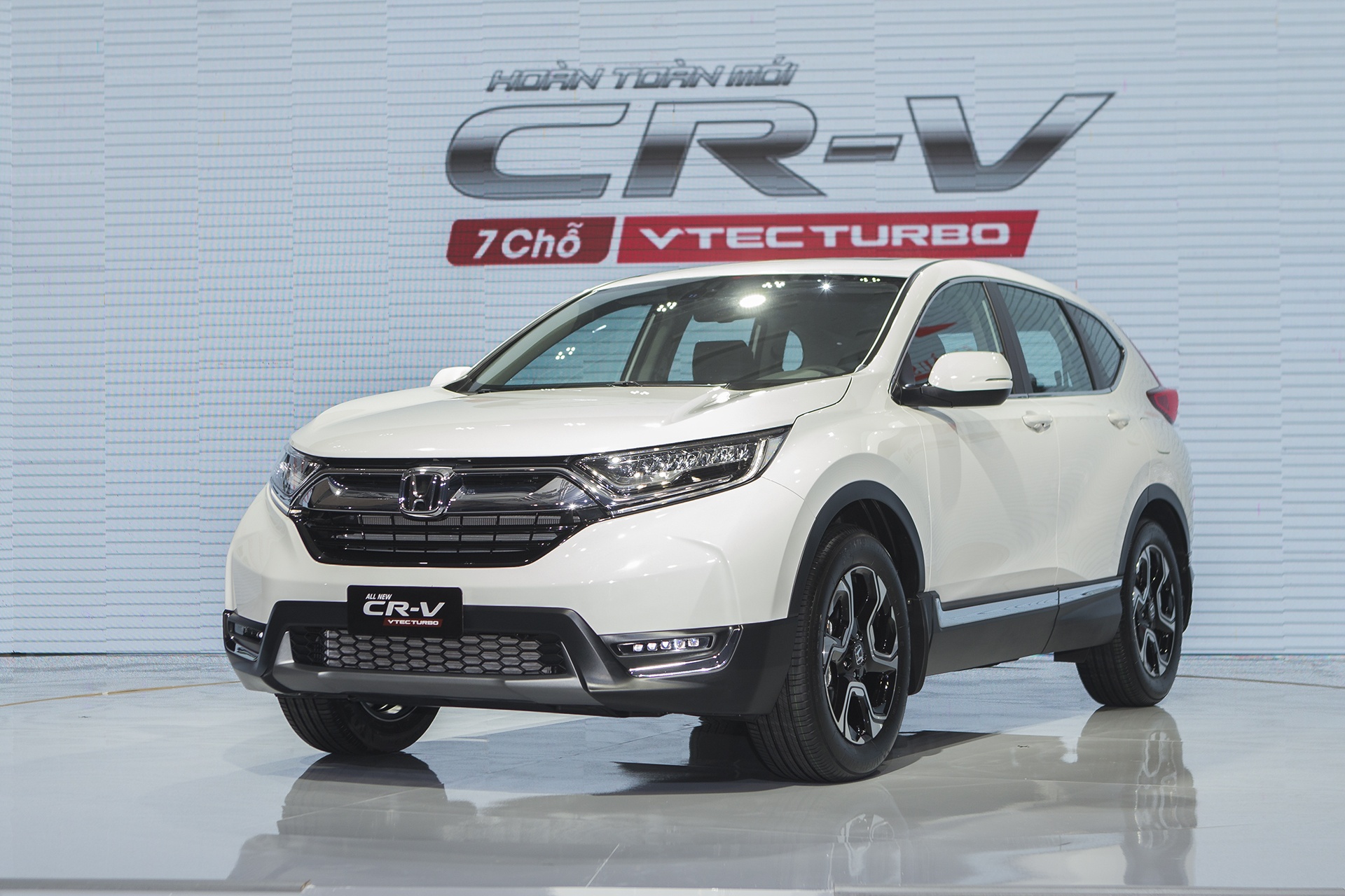 Honda CR-V 7 cho co gia tu 1,136 ty dong hinh anh