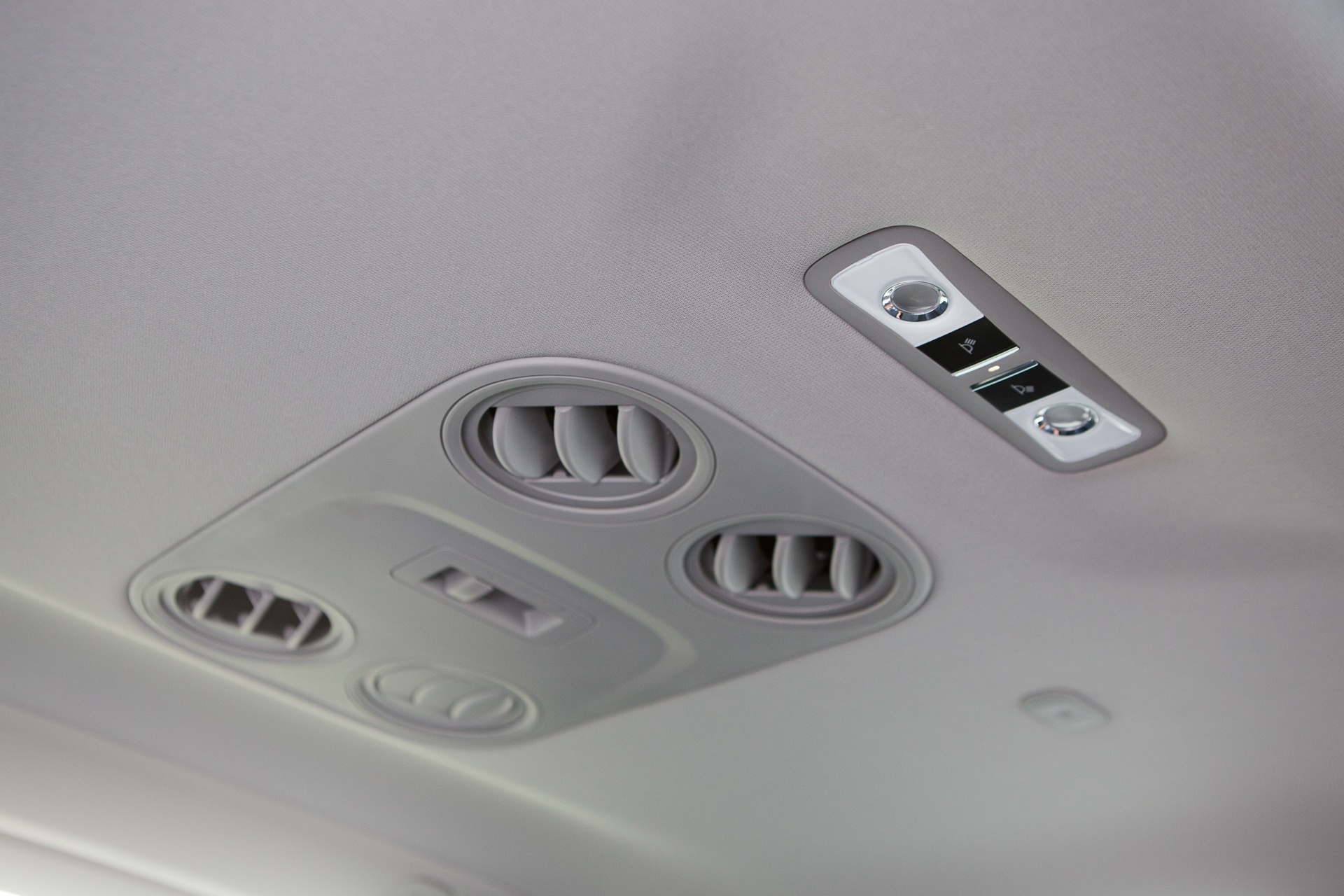 Honda CR-V 7 cho gia bao nhieu anh 15