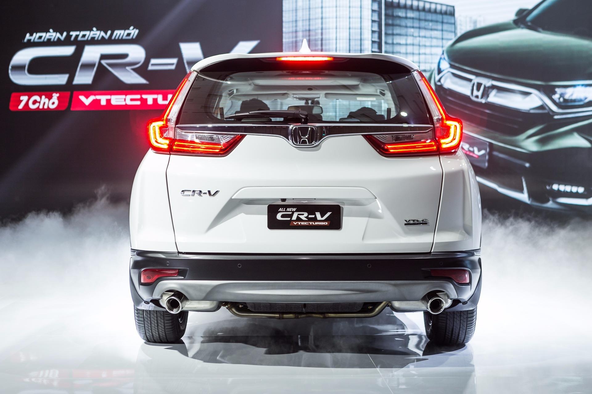 Honda CR-V moi lot xac so voi the he cu hinh anh