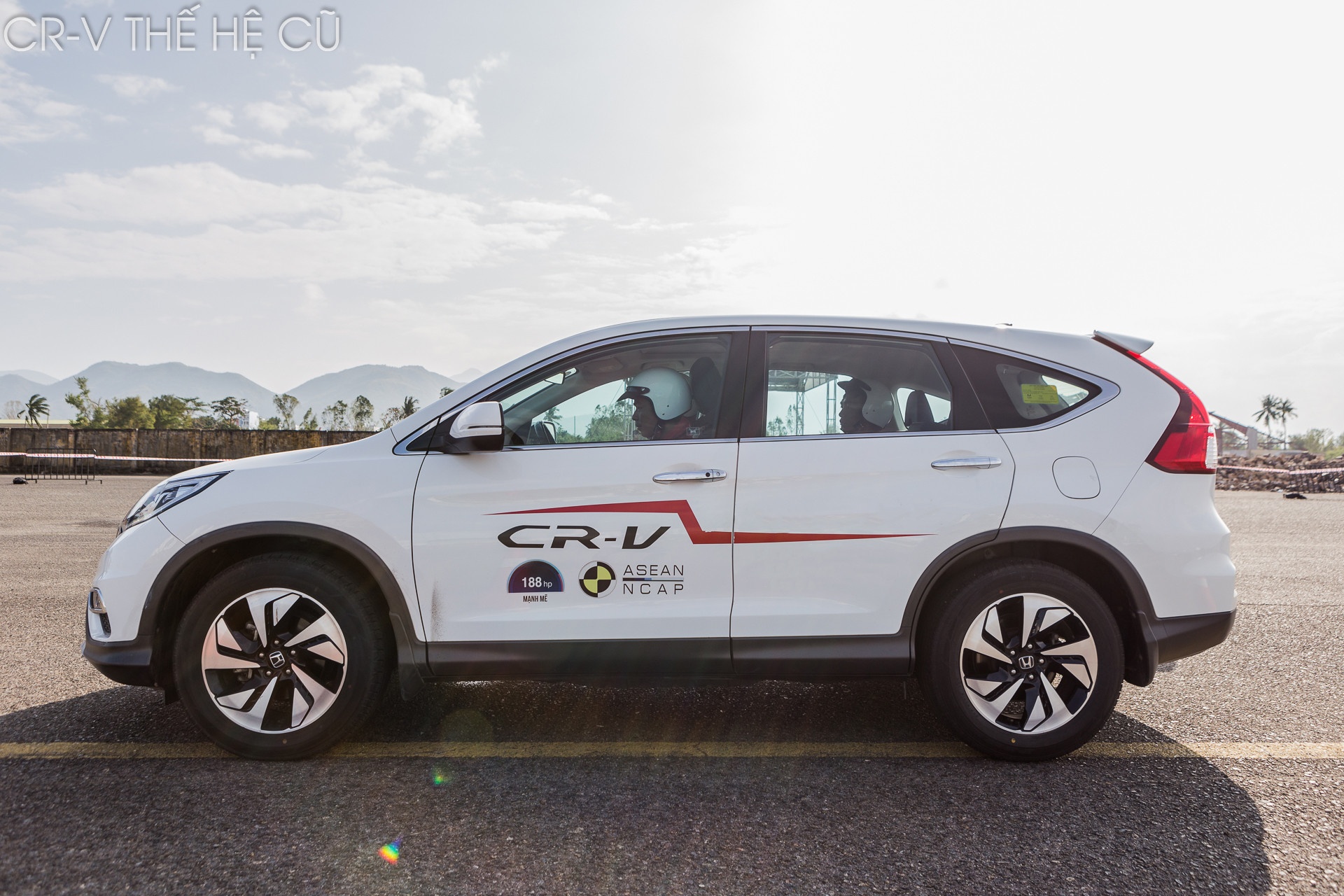 Honda CR-V 7 chỗ giá bao nhiêu ảnh 3 Honda CR-V 7 cho gia bao nhieu anh 3