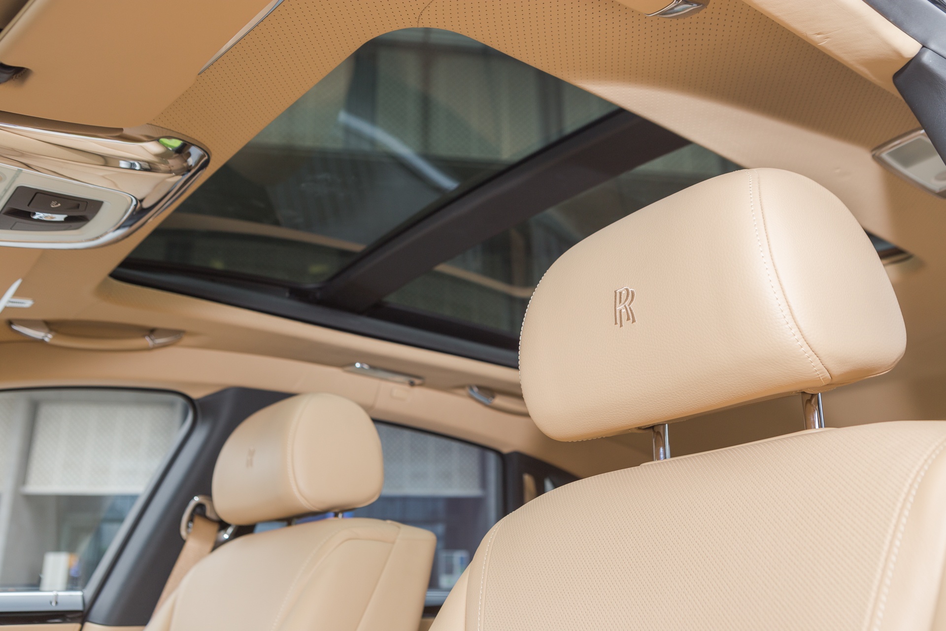 Rolls-Royce Ghost Series II gia bao nhieu anh 14