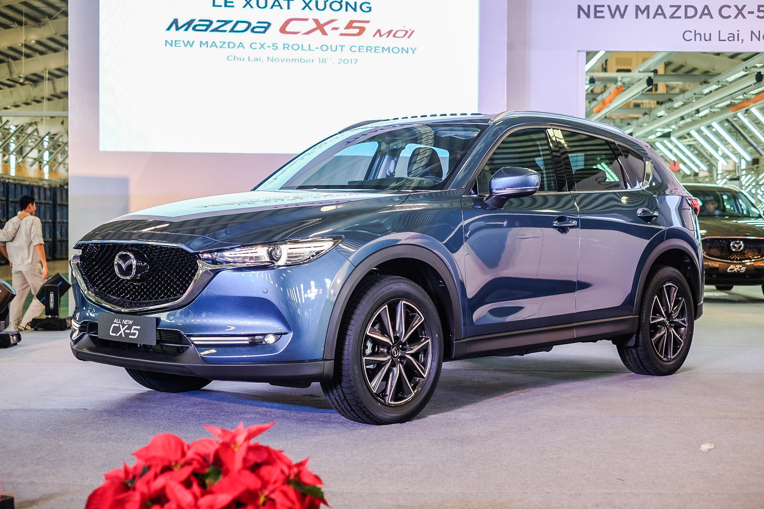 Thaco giam gia nhieu dong xe Kia, Mazda hinh anh