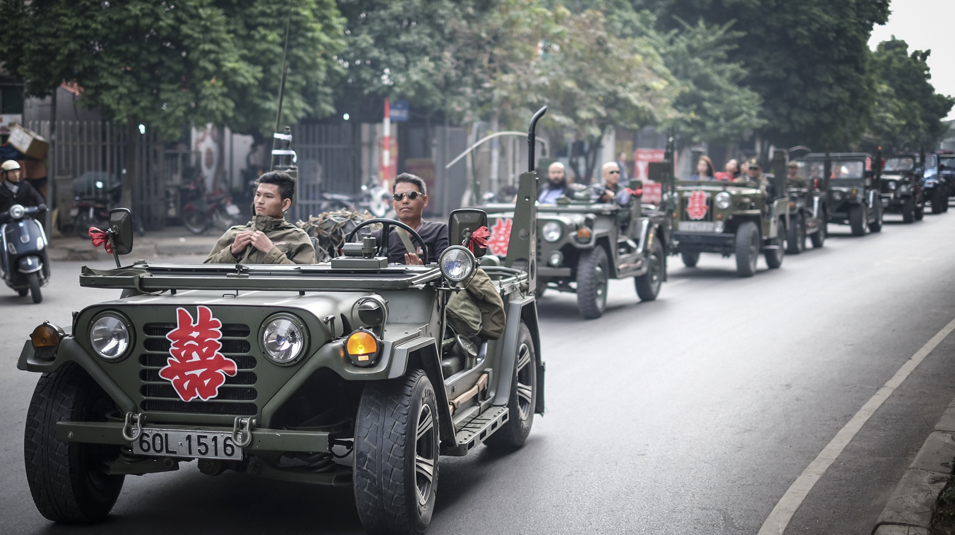 xe Jeep don dau tai Ha Noi anh 1