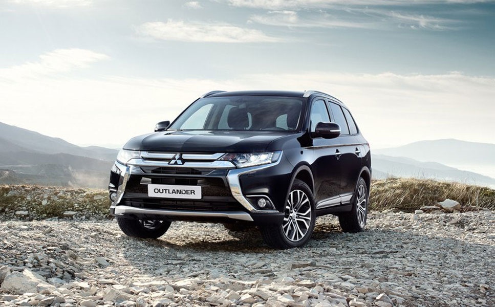 Mitsubishi Outlander 7 cho canh tranh Honda CR-V tai Viet Nam hinh anh