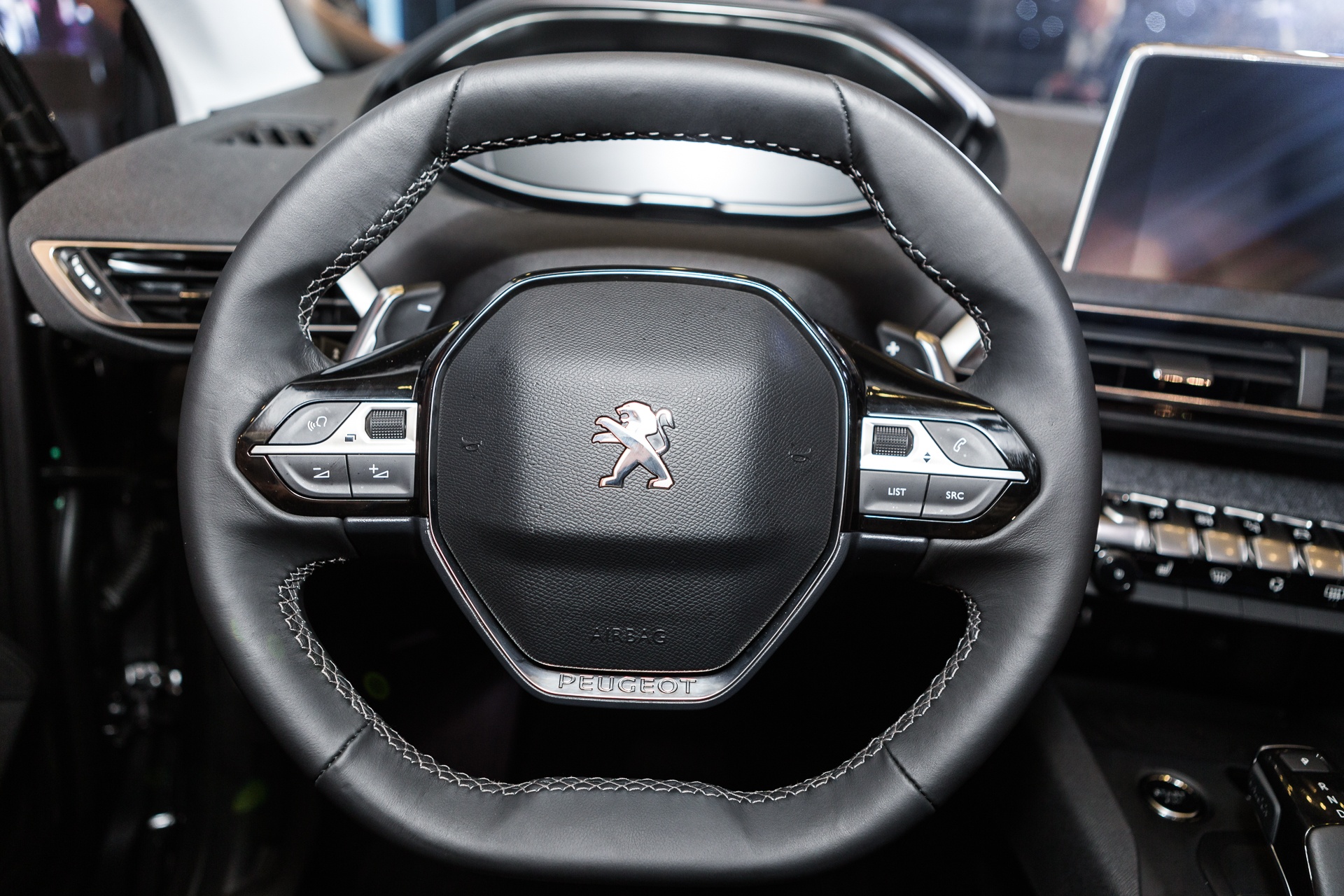 peugeot 5008 ra mat anh 7