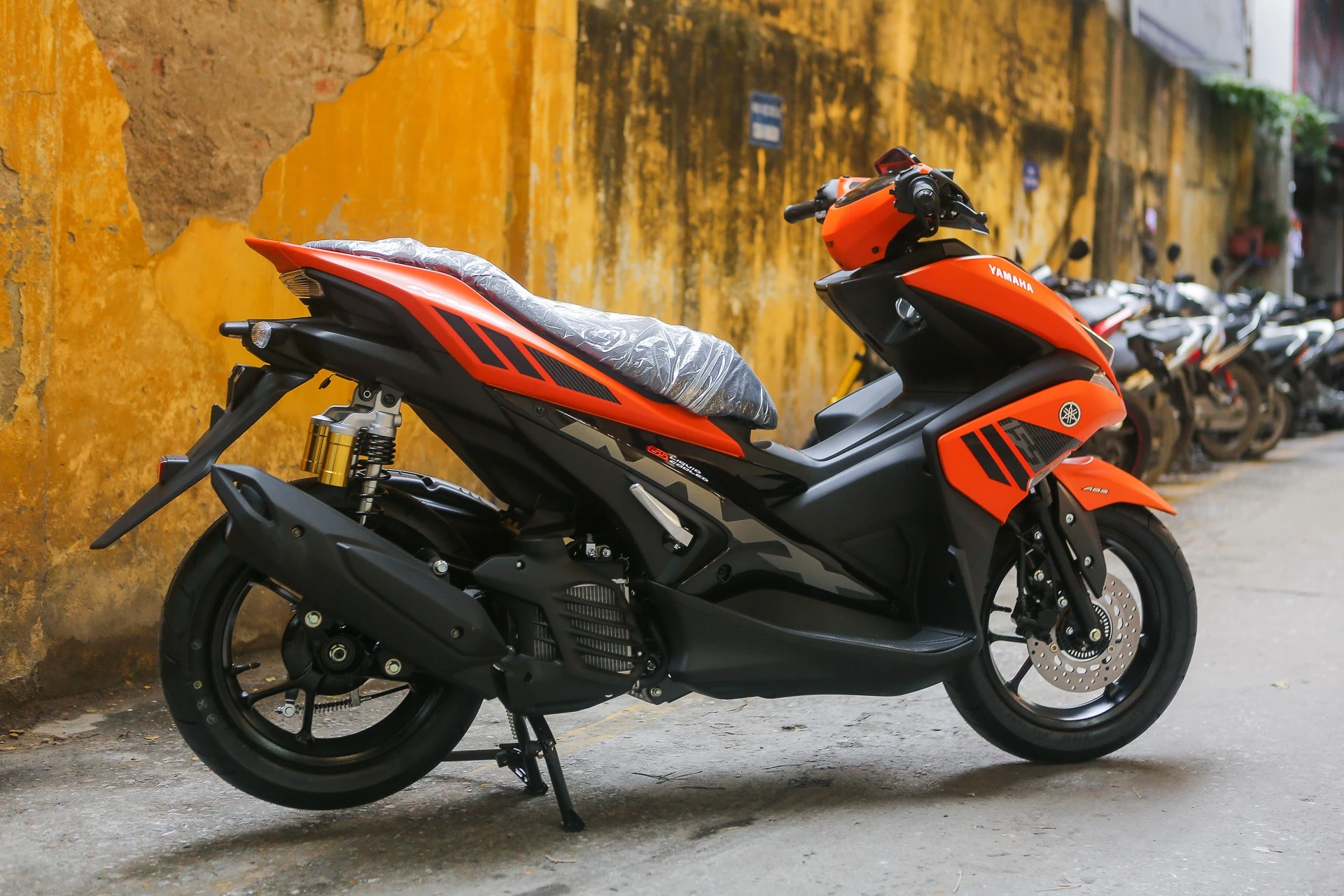 Yamaha NVX cam mo anh 2