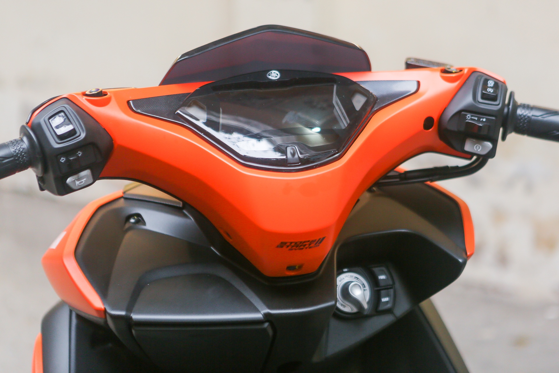 Yamaha NVX cam mo anh 6