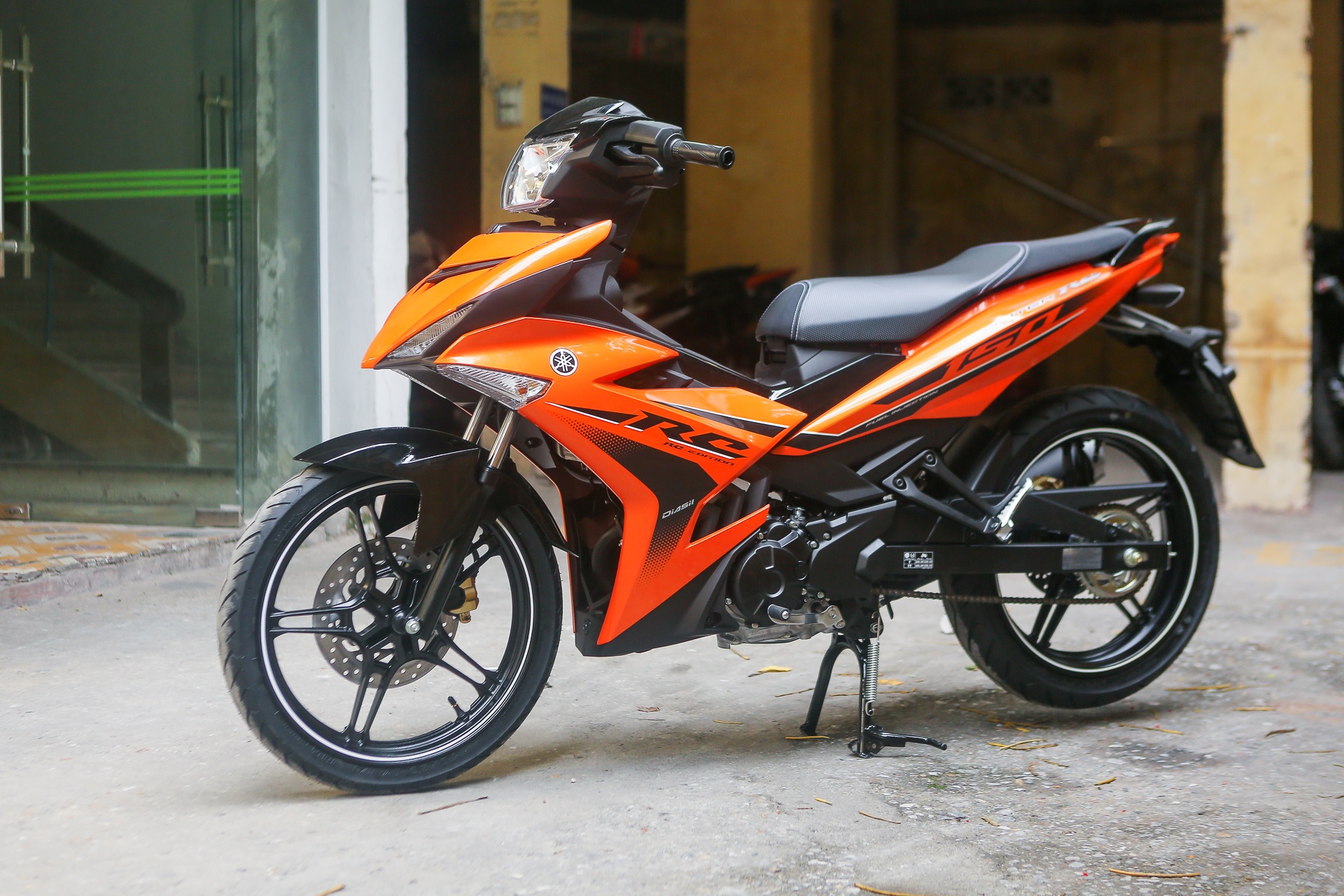 Yamaha Exciter mau cam anh 1