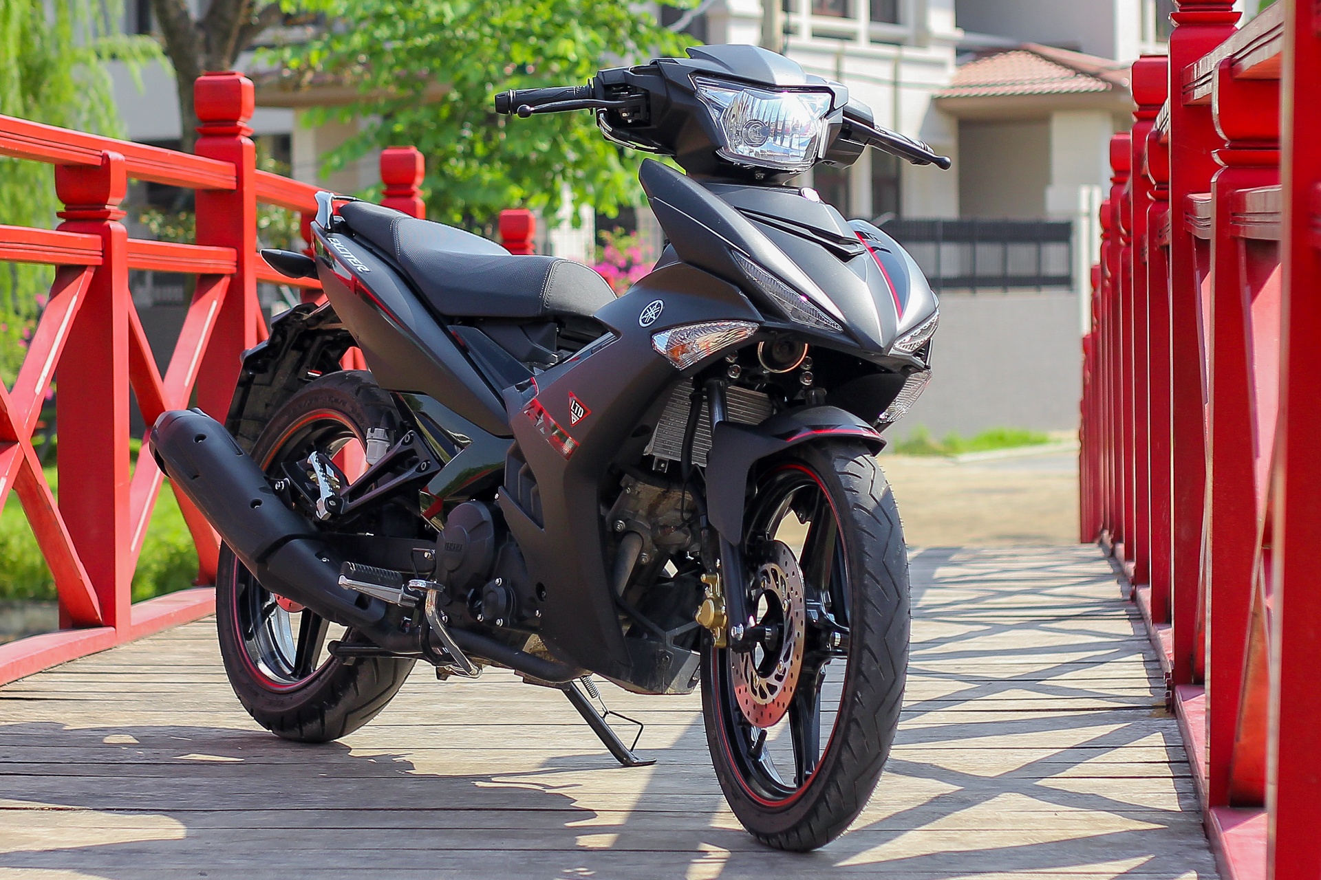 Honda Winner den nham va Exciter den nham anh 4