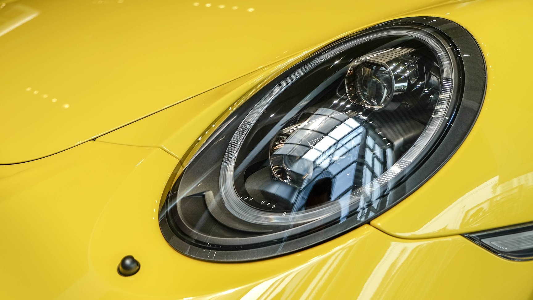 Porsche 911 GT3 ve Viet Nam anh 5