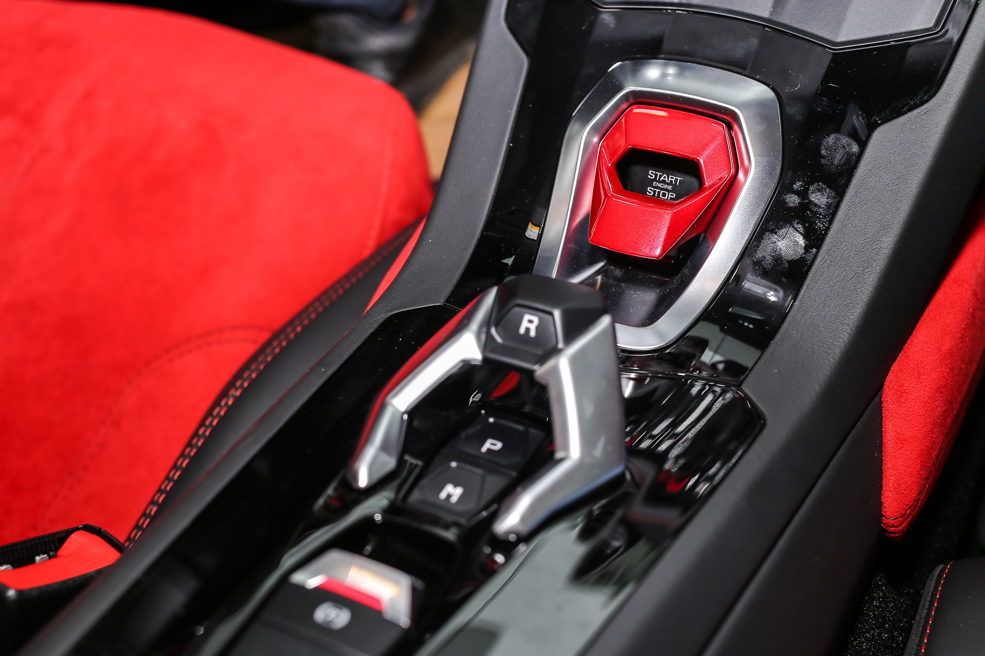 Lamborghini Huracan anh 8