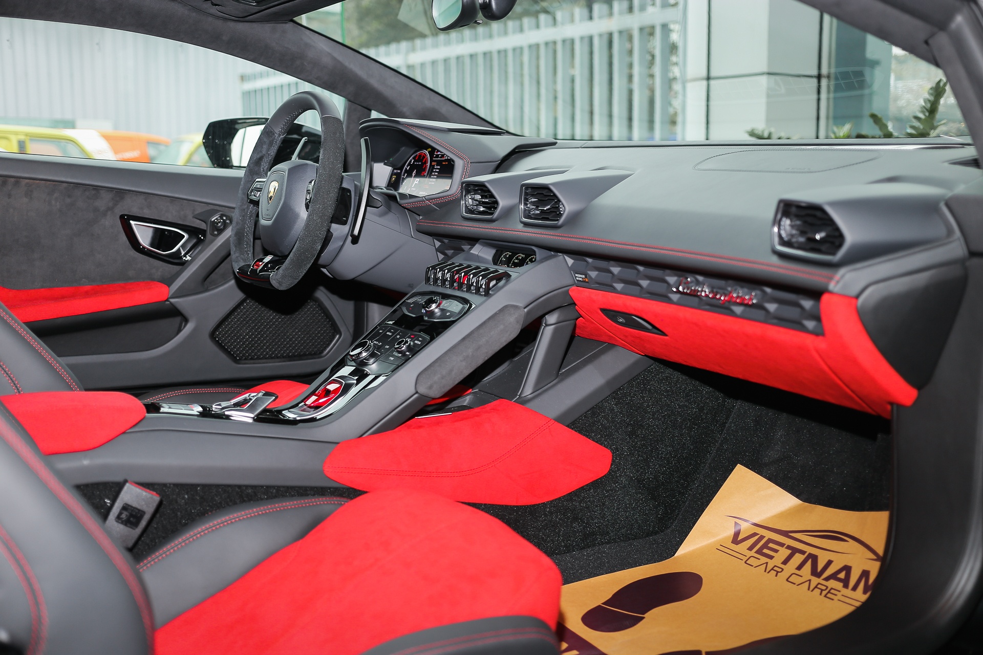 Lamborghini Huracan LP610-4 chinh hang anh 6