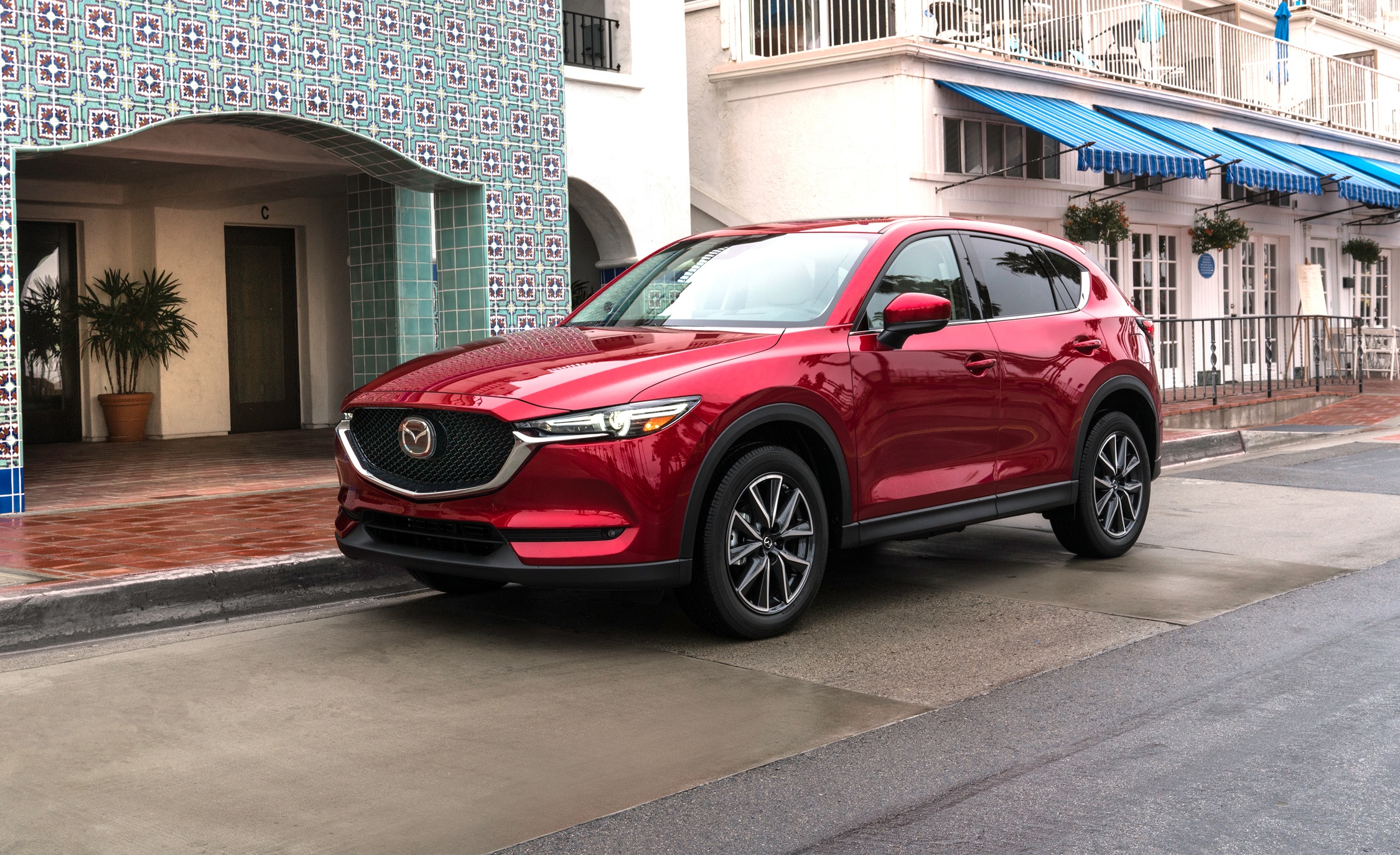 Mazda CX-5 2018 cháy hàng ảnh 1 Mazda CX-5 2018 chay hang anh 1