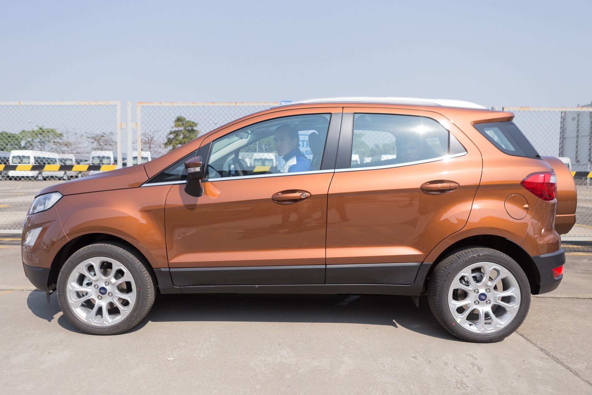 Ford EcoSport 2018 ban ra tai Viet Nam tu thang 3 hinh anh