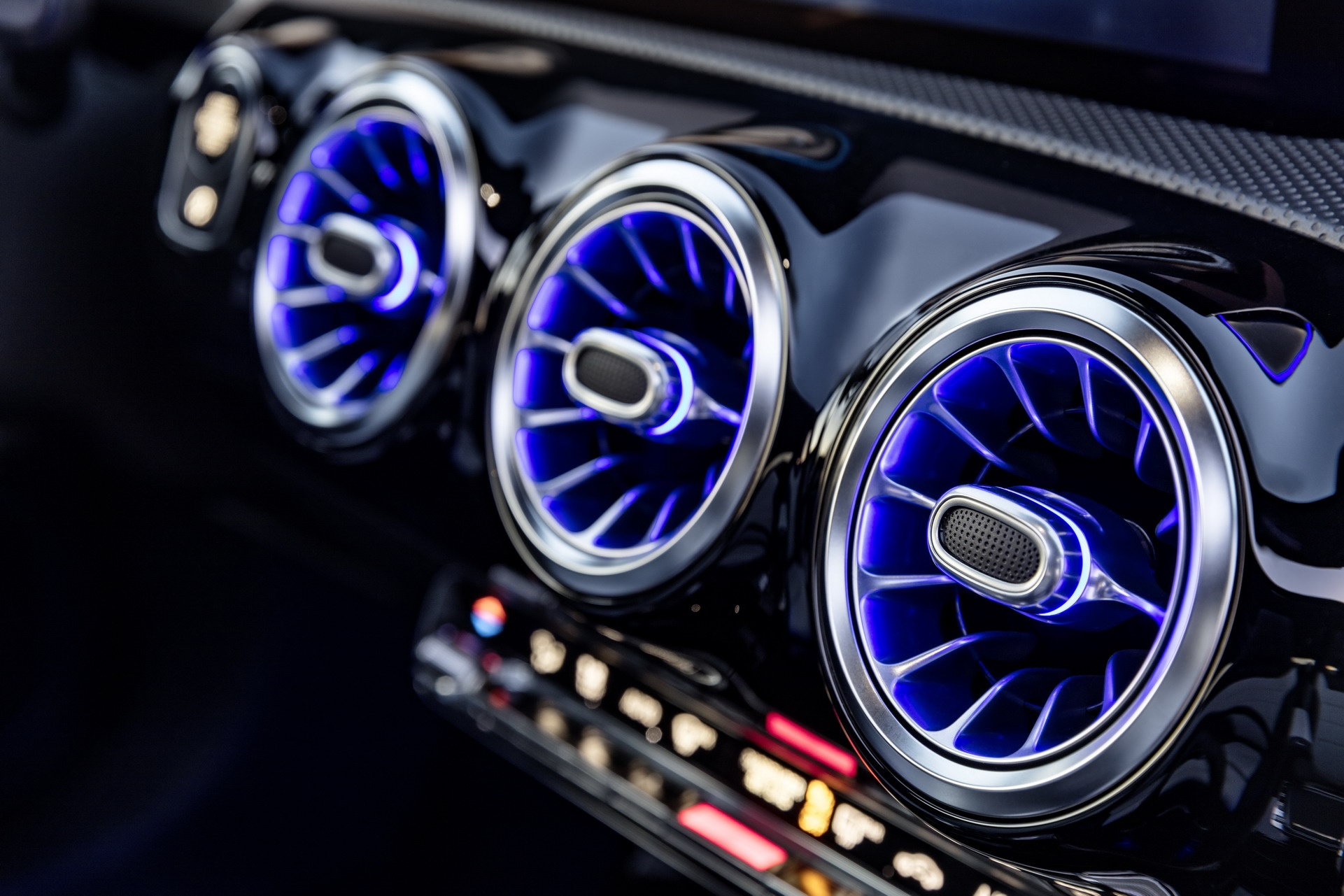 Mercedes-Benz A-Class 2018 anh 8