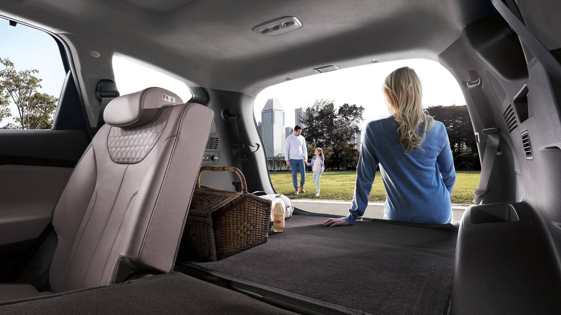 Hyundai Santa Fe 2019 lộ diện ảnh 9 Hyundai Santa Fe 2019 lo dien anh 9