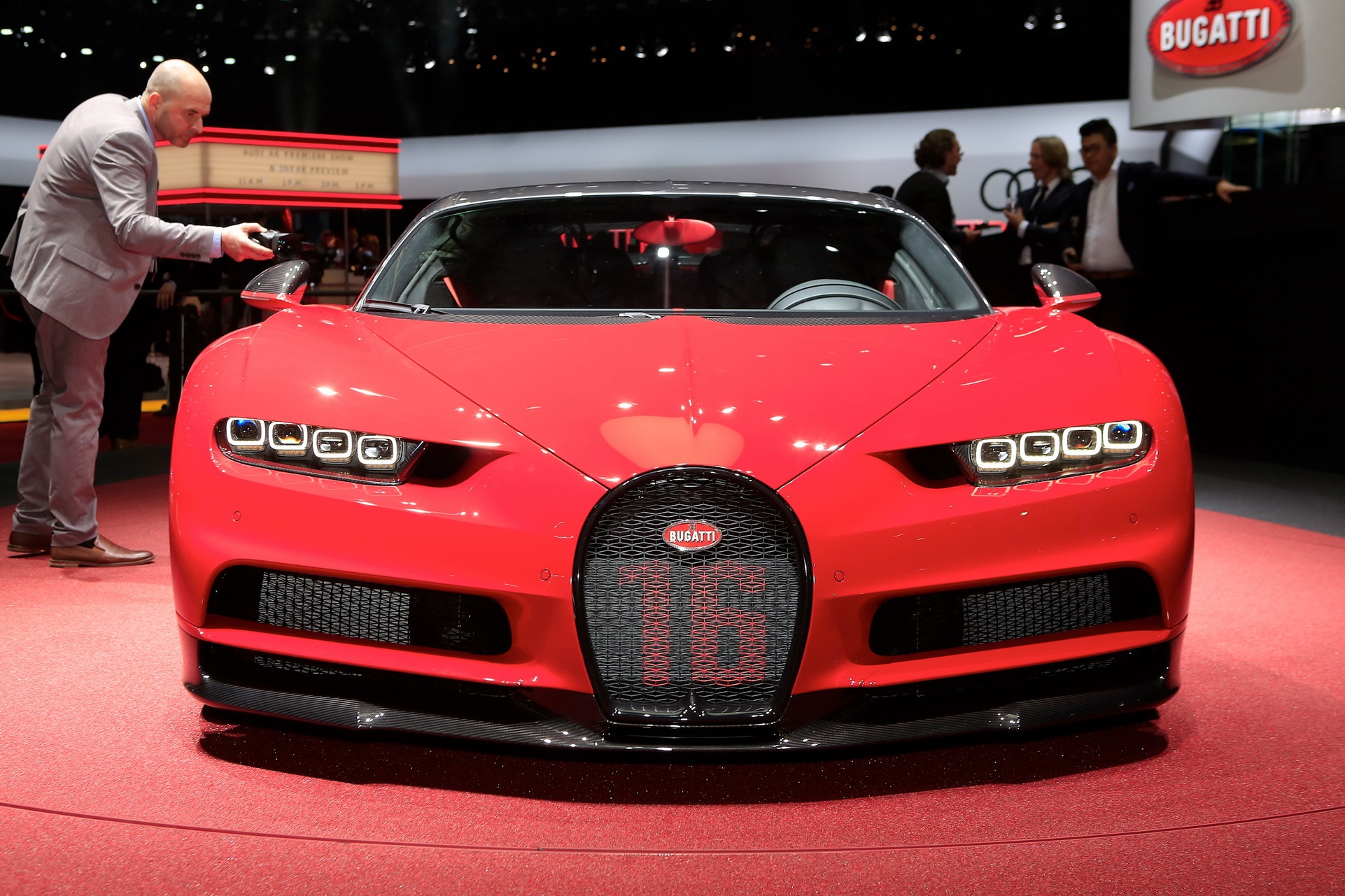 Bugatti Chiron them phien ban Sport gia 3,2 trieu USD hinh anh