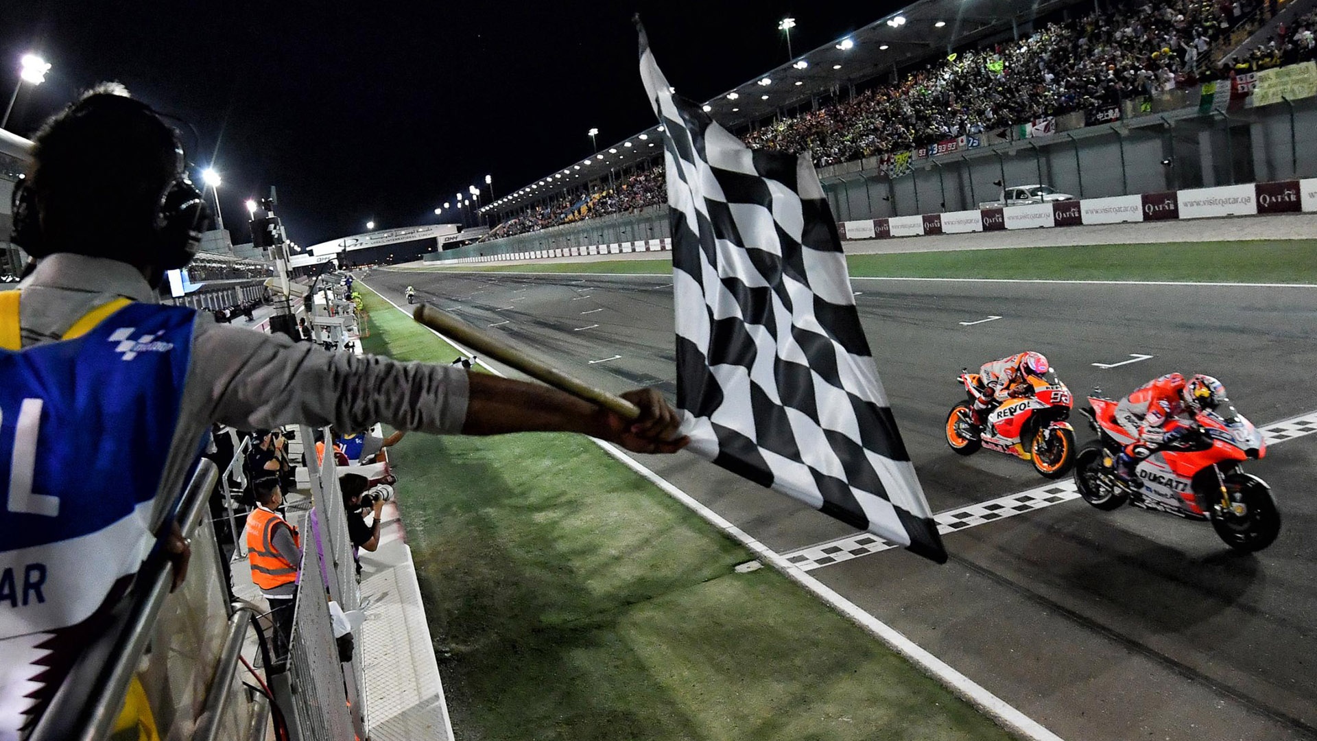 Motogp 2018 khai mạc ảnh 3 Motogp 2018 khai mac anh 3