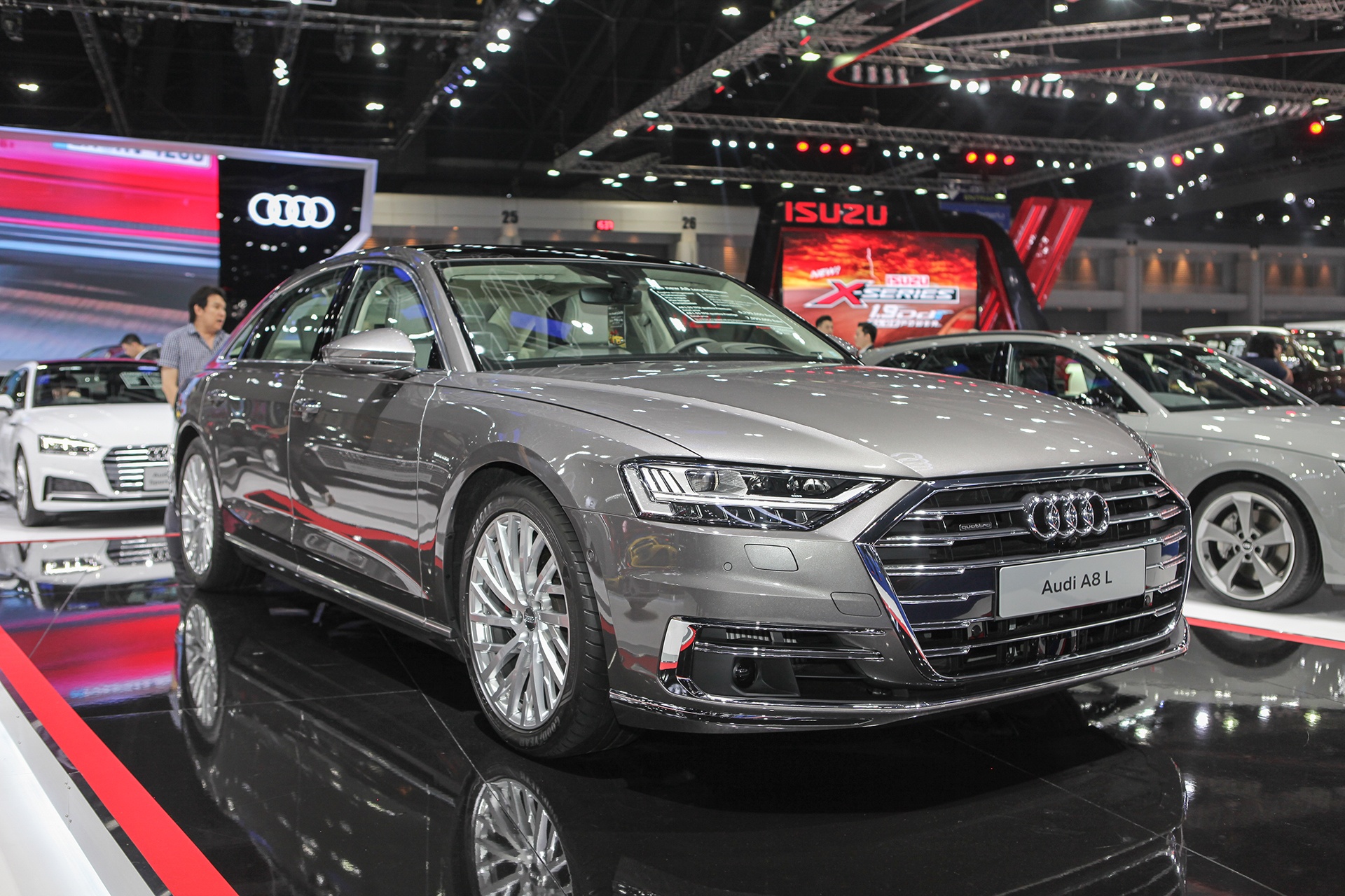 AUDI A8L TRINH LANG anh 3
