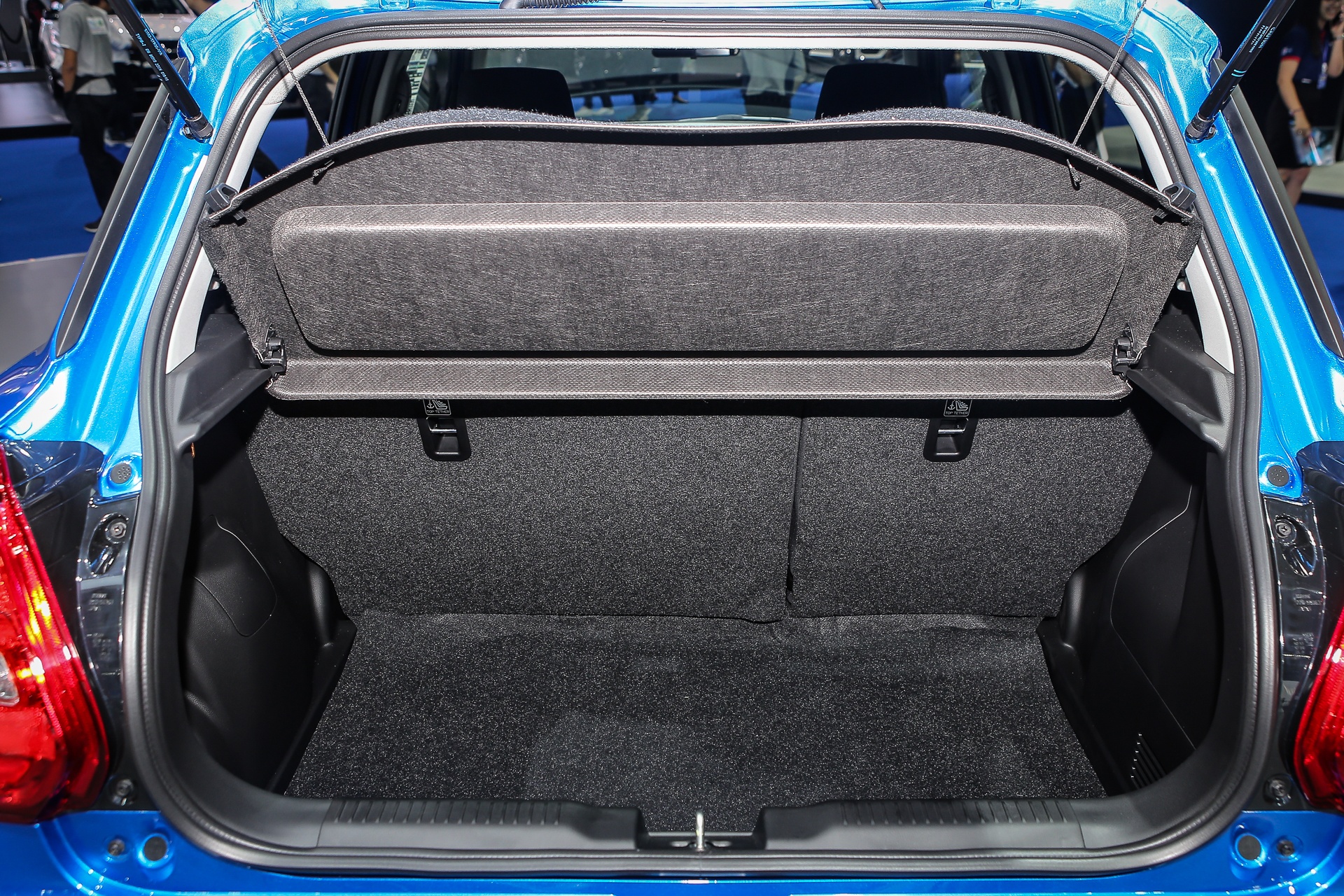 Suzuki Swift ra mat dong nam a anh 6