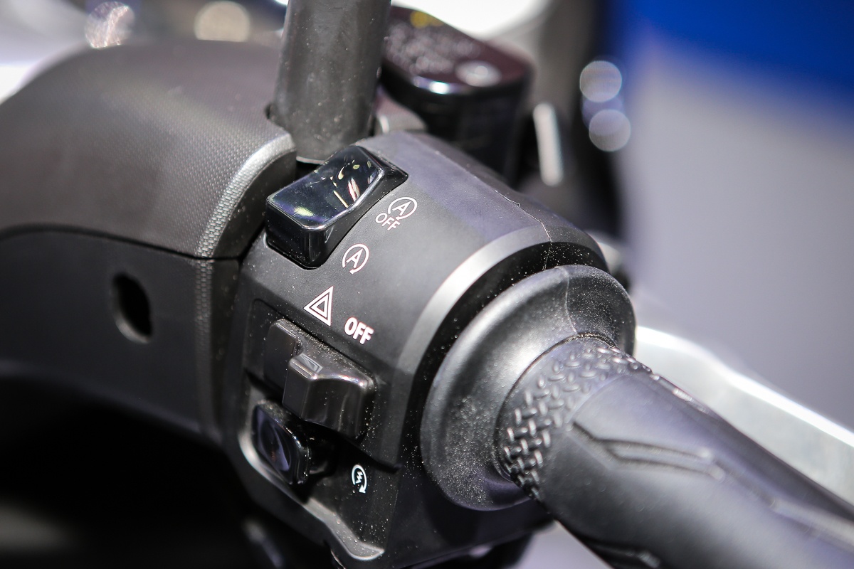 Yamaha Lexi ra mat anh 6