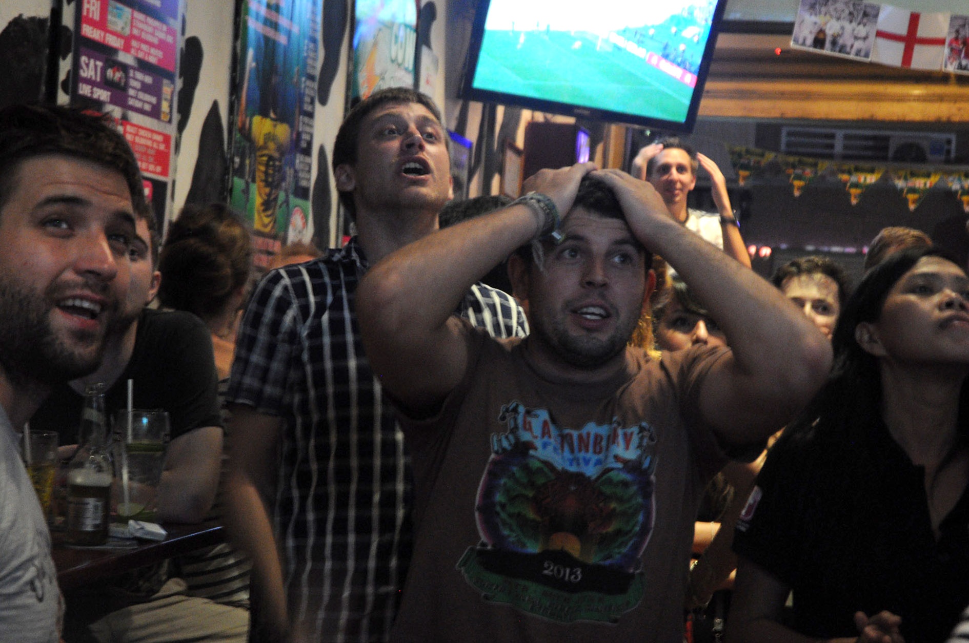 Nhiều CĐV tỏ ra tiếc nuối khi đội tuyển Đức có nhiều cơ hội nhưng chỉ tận dụng thành công một lần trong suốt trận đấu.