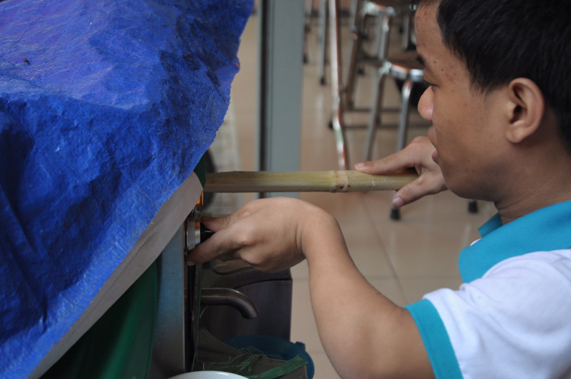 Lôi chẳng ngại khó khăn khi phải làm việc. Cậu sẵn sàng làm những công việc phù hợp với sức mình để rèn luyện sức khỏe.