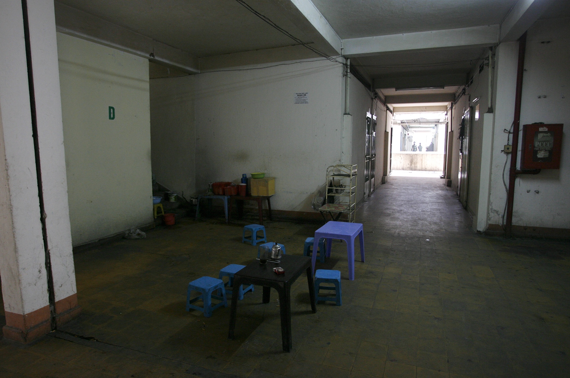 Quán cafe cọc cũng mọc ra đáp ứng như cầu giải khát hay là nới nghĩ chân của của cư dân.