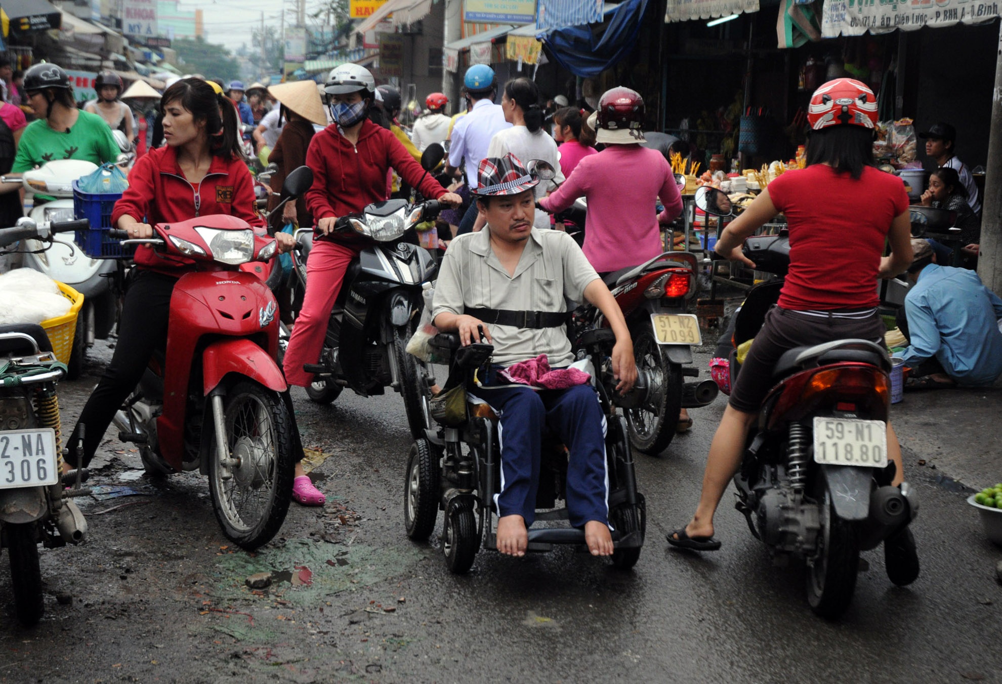 Tuy nhiên, một vụ tai nạn trong đêm đã khiến cuộc đời chàng trai trẻ Đỗ Minh Tâm đang tràn trề hi vọng, như dần đi vào ngõ cụt.