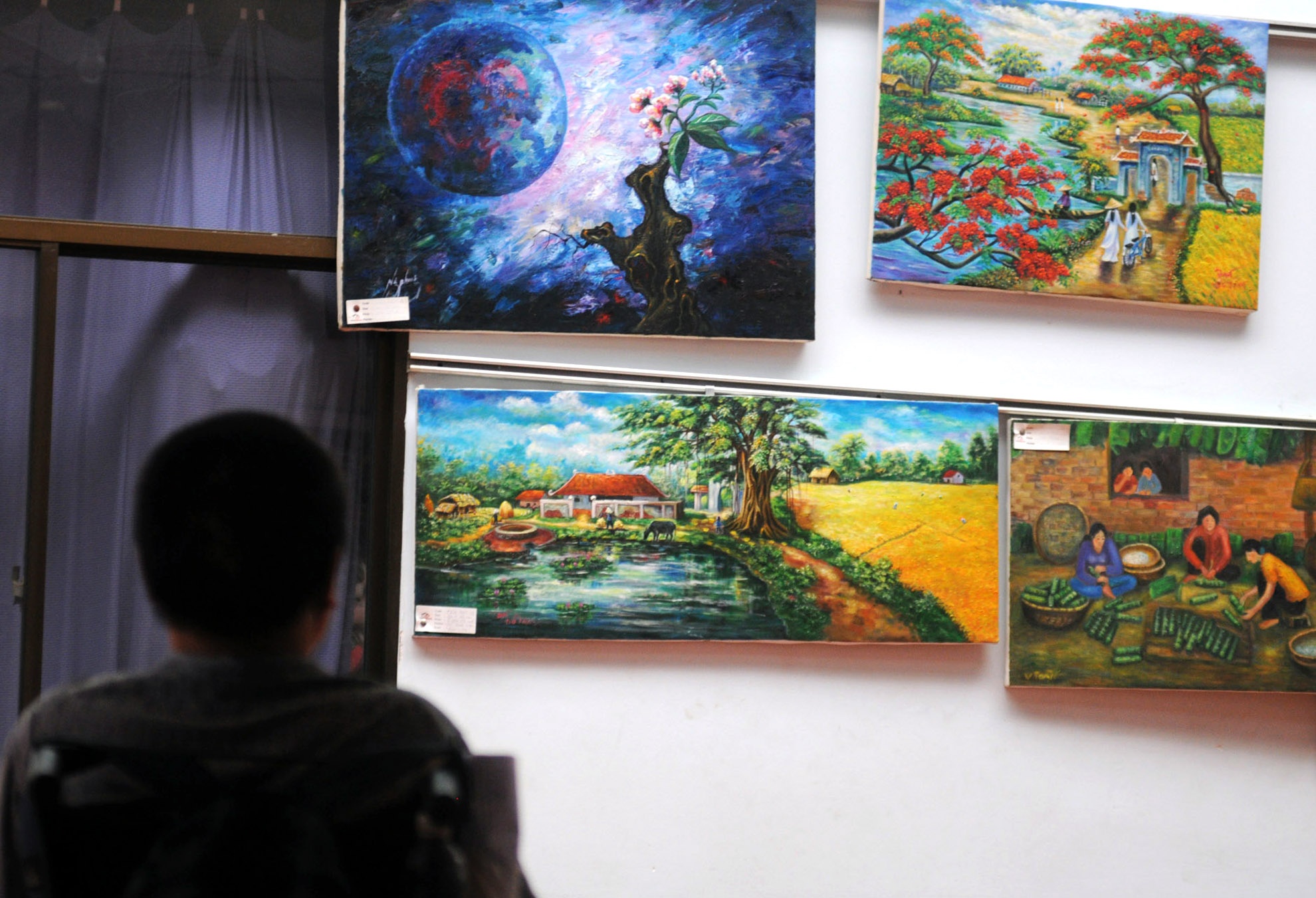 Tháng 10/2010, bức tranh 