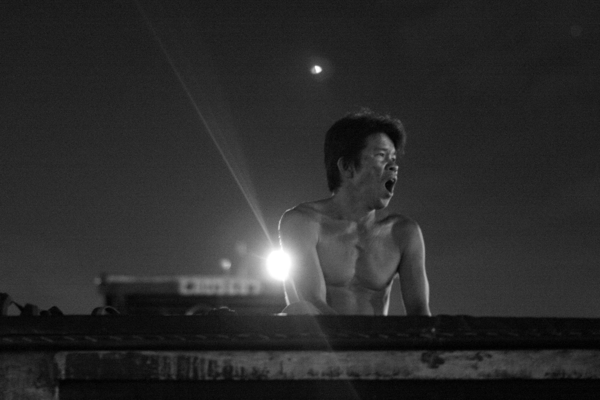 Dự án cải tạo kênh Tân Hóa – Lò Gốm khởi công từ cuối năm 2011 đến nay đang dần hoàn thiện, bến sông này sẽ bị di dời để làm đẹp mĩ quan và chắc chắn là cuộc sống của những thương hồ này sẽ có nhiều thay đổi.