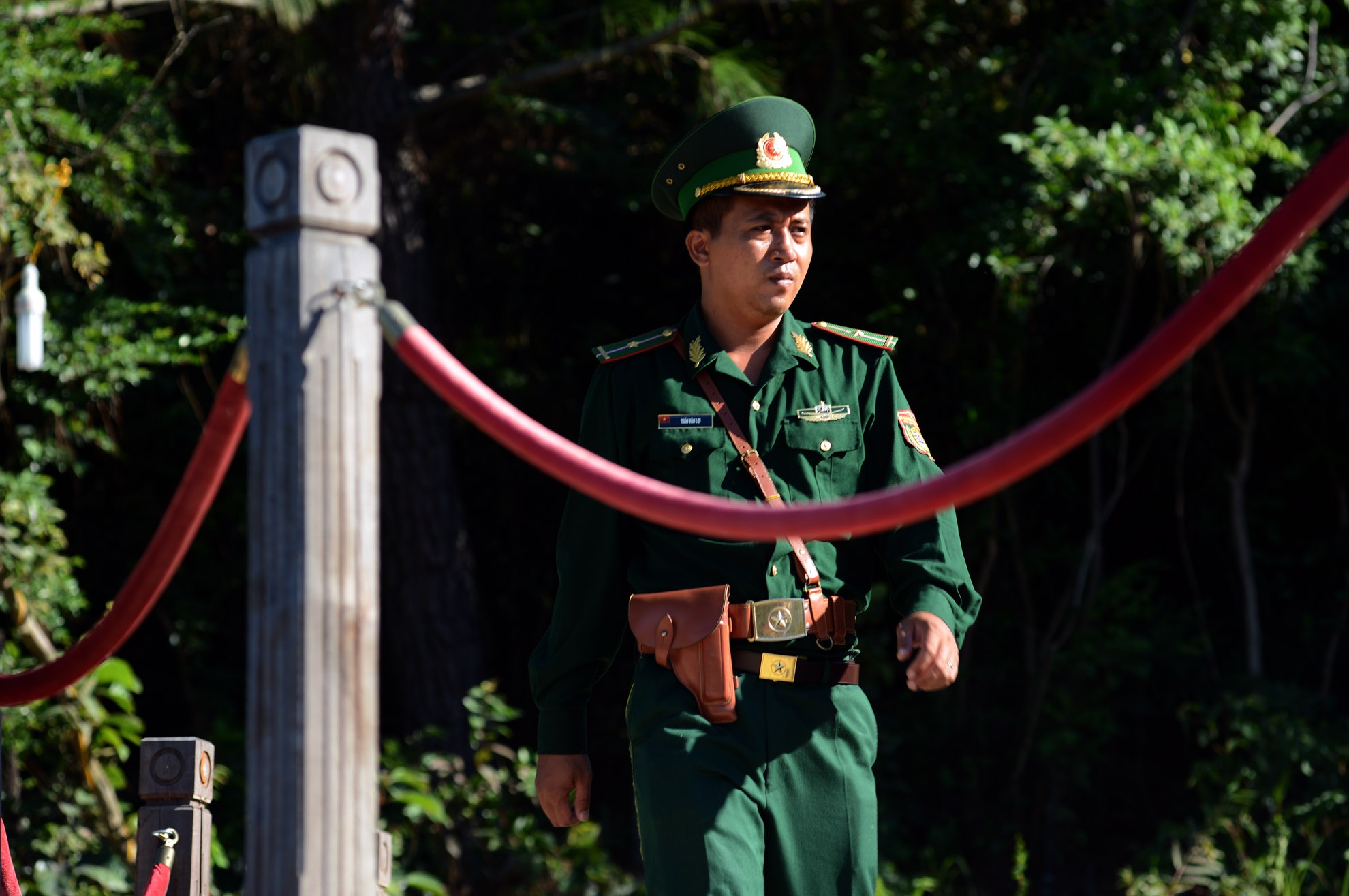 Trong khu vực mộ, chỉ có những người lính biên phòng làm nhiệm vụ bảo vệ