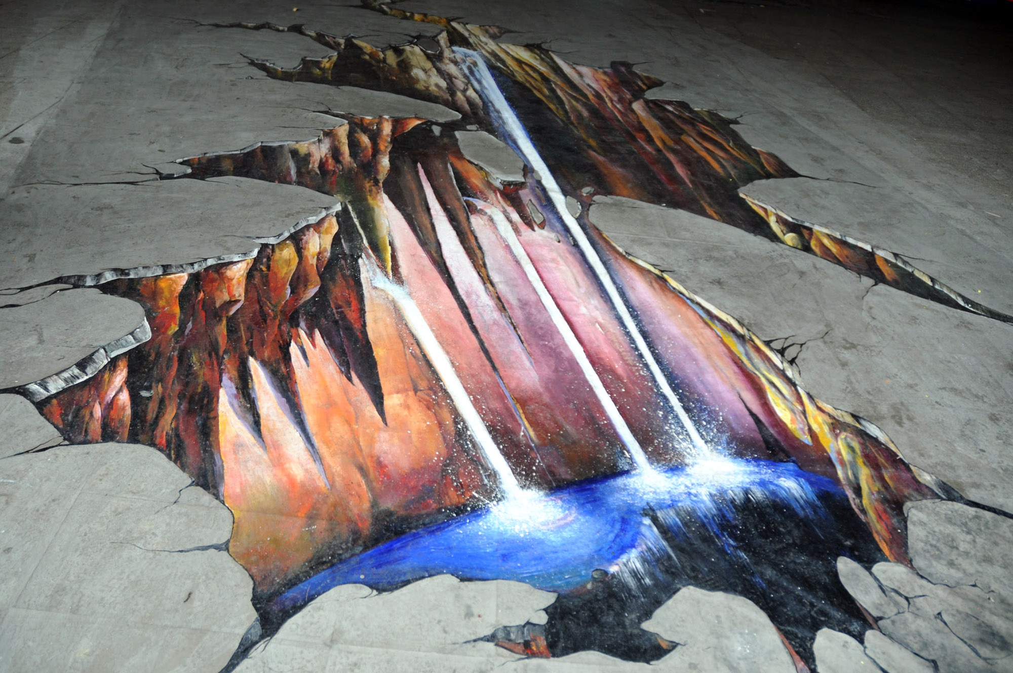 Những tác phẩm tạo ấn tượng, và gây cảm giác sợ hãi như tác phẩm “Rơi” của ĐH Kiến Trúc…Đến các tác phẩm dễ thương như “Siêu tốc”.