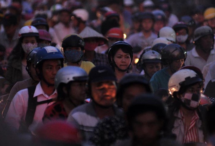 Nguoi Sai Gon lo tran U19 Viet Nam do ket xe nghiem trong hinh anh