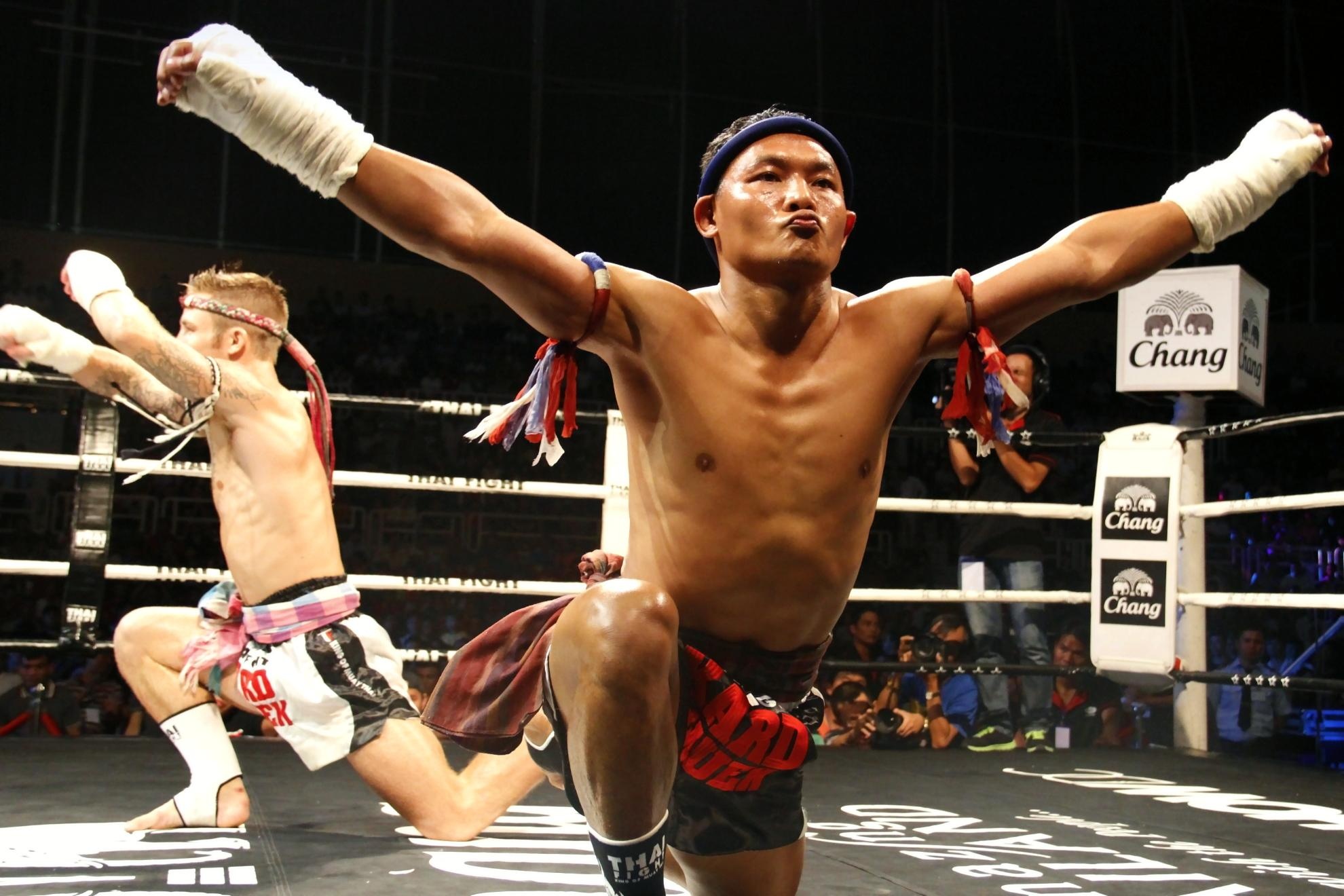 Bộ môn muay Thái có hơn 700 năm lịch sử ấn tượng với lối đánh tự do và mạnh mẽ. Hiện nay Muay Thái nổi tiếng trên toàn thế giới. Thái Fight World Battle là giải đấu chuyên nghiệp được tổ chức  thường niên với hình thức lưu diễn trên toàn thế giới   “Thai Fight World Battle 2014” bao gồm 8 buổi đấu diễn ra tại các quốc gia và vùng lãnh thổ gồm Thái Lan, Macau (Trung Quốc), Việt Nam và kết thúc vào tháng 12/2014.