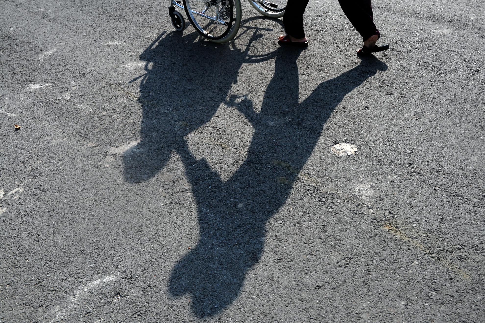 Tuy nhiên, di chứng chiến tranh để lại khiến sức khỏe ông không còn tốt. Trí nhớ cũng không còn minh mẫn như xưa.