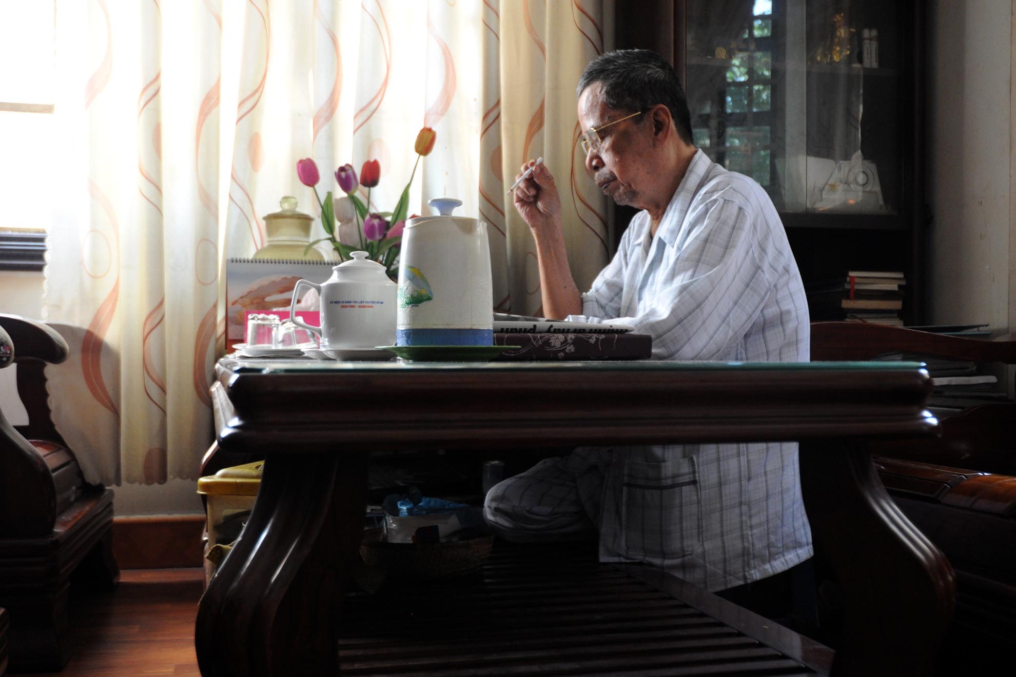 Tháng 12/1969, ông được lệnh về Sài Gòn lấy tài liệu mật. Trên đường về, ông bị địch phát hiện và bắt giữ.