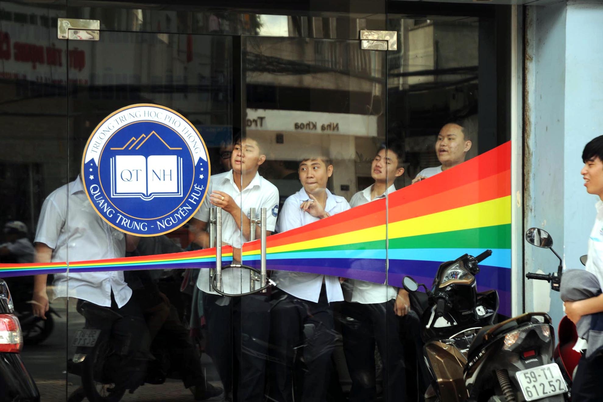 Đội CSGT Chợ Lớn cho biết, đây là khoảng thời gian học sinh, sinh viên nhập học nhiều, việc ra quân xử lý để đảm bảo an toàn cho các em, và giữ trật tự giao thông trên địa bàn.