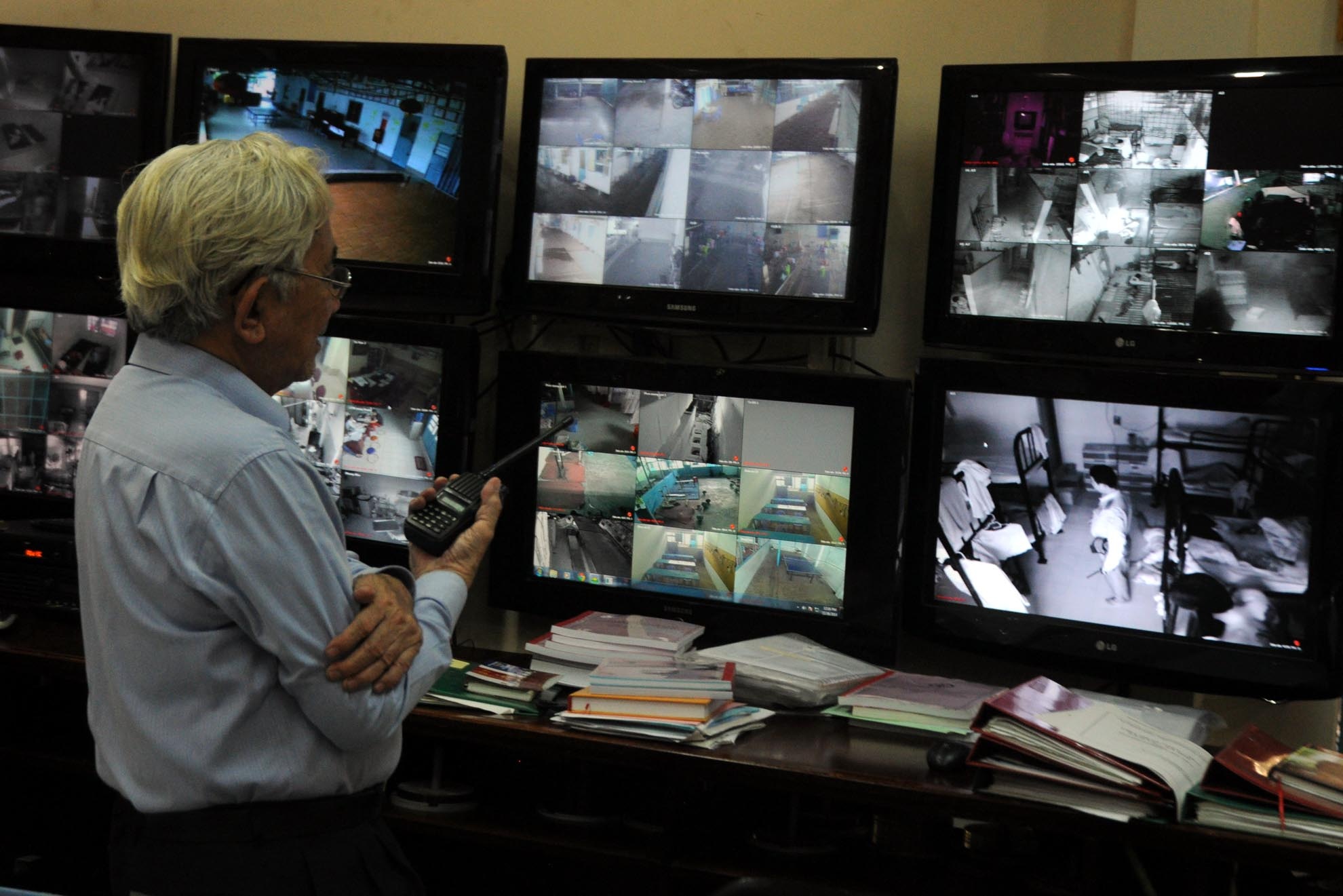 Hiện nay, trên địa bàn TP.HCM có hàng trăm người nghiện sống lang thang không có nhà cửa. Sắp tới, TP.HCM sẽ đưa người nghiện vào các trung tâm cai nghiện trên địa bàn theo nghị quyết của chính phủ sắp ban hành.