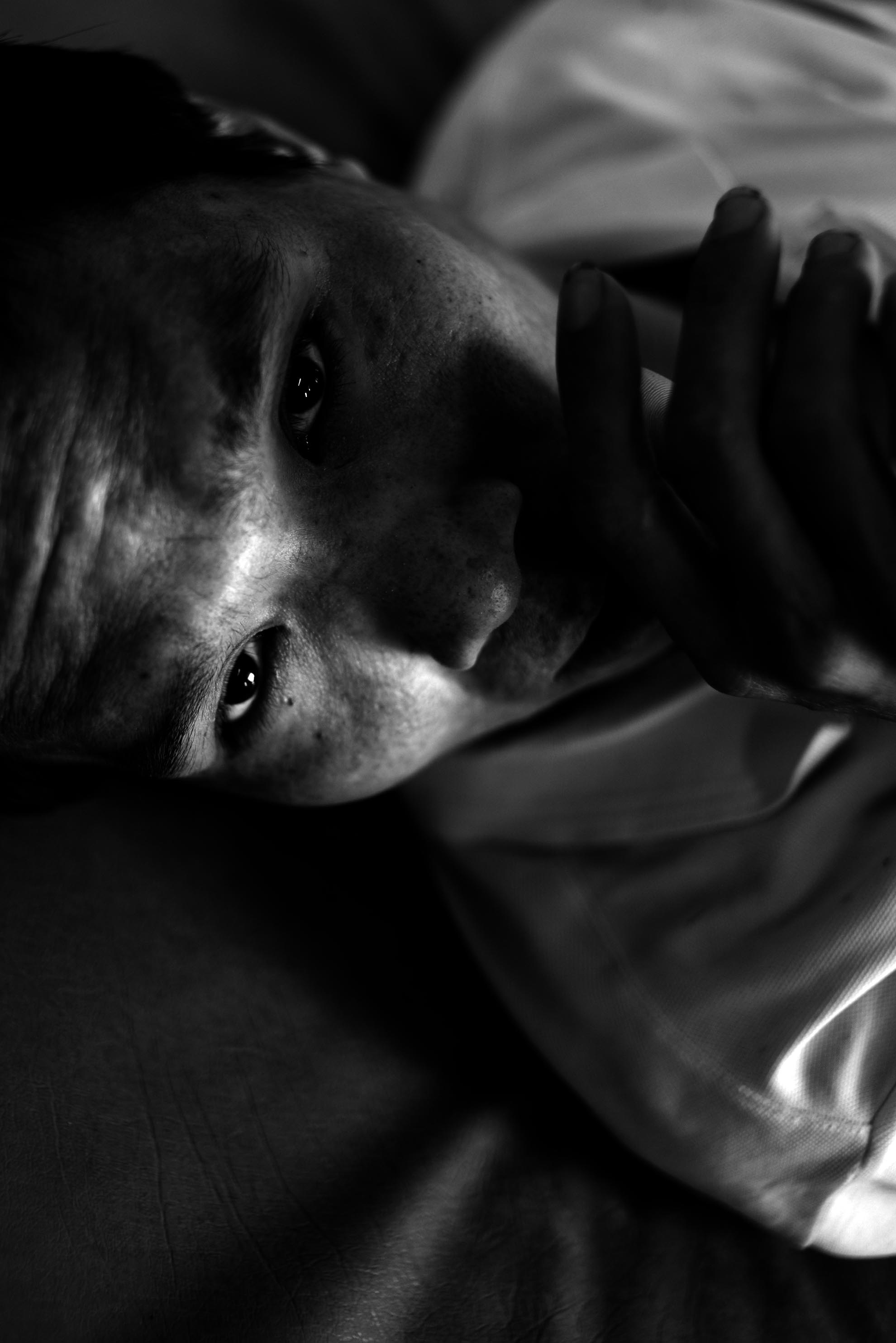 Bệnh viện Nhân Ái- trực thuộc Sở Y tế TP.HCM nằm ở huyện biên giới Bù Gia Mập, tỉnh Bình Phước là nơi chăm sóc và điều trị miễn phí cho những bệnh nhân mắc bệnh HIV/AIDS giai đoạn cuối.