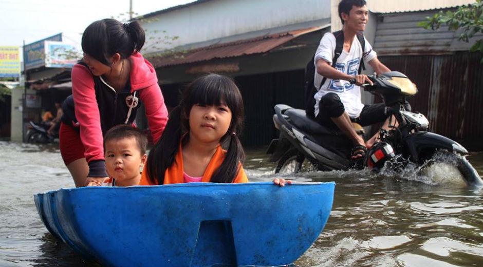 Bi thu Thang noi ve du an mua 63 bom chong ngap hinh anh