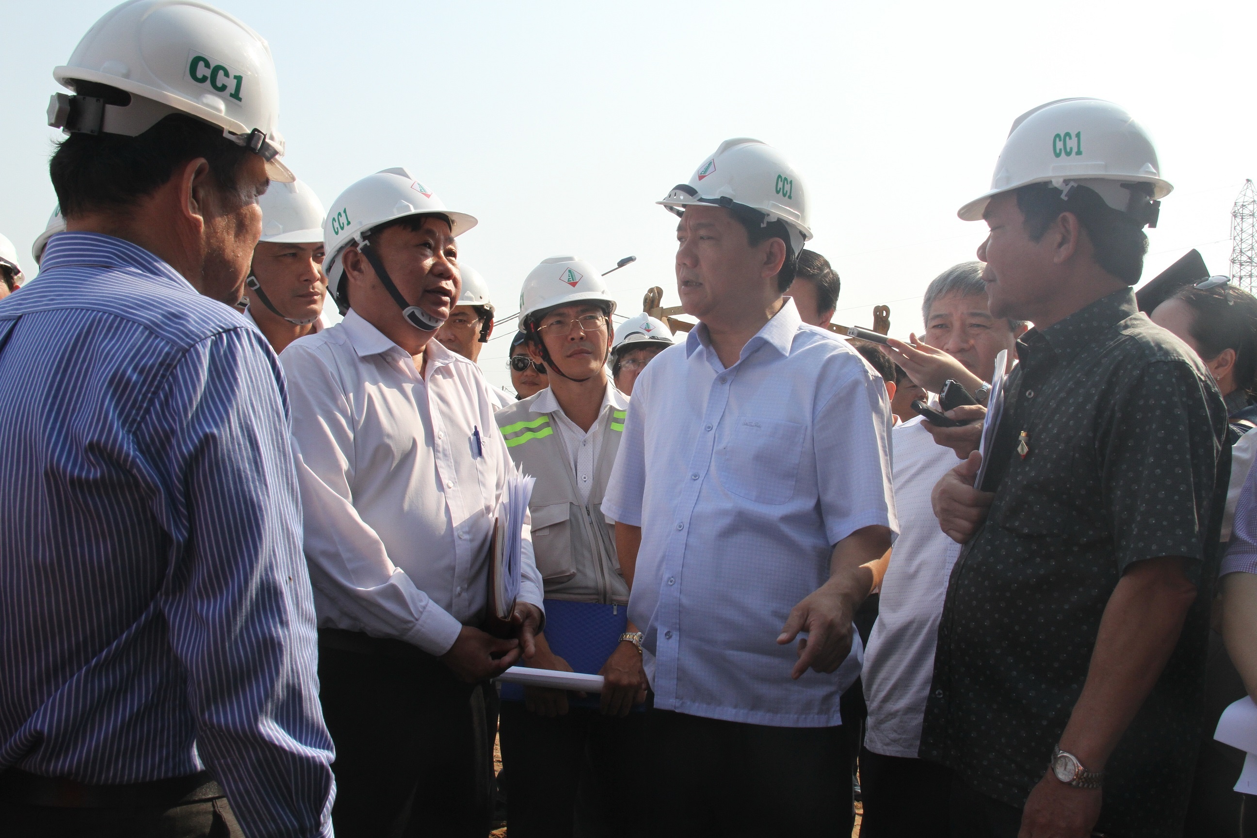 Gan 6.000 ty xay dung Benh vien Ung buou 2 hinh anh